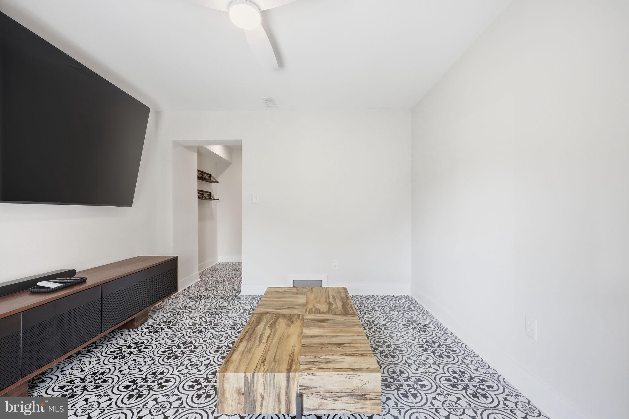 100 MONROE AVENUE N 2