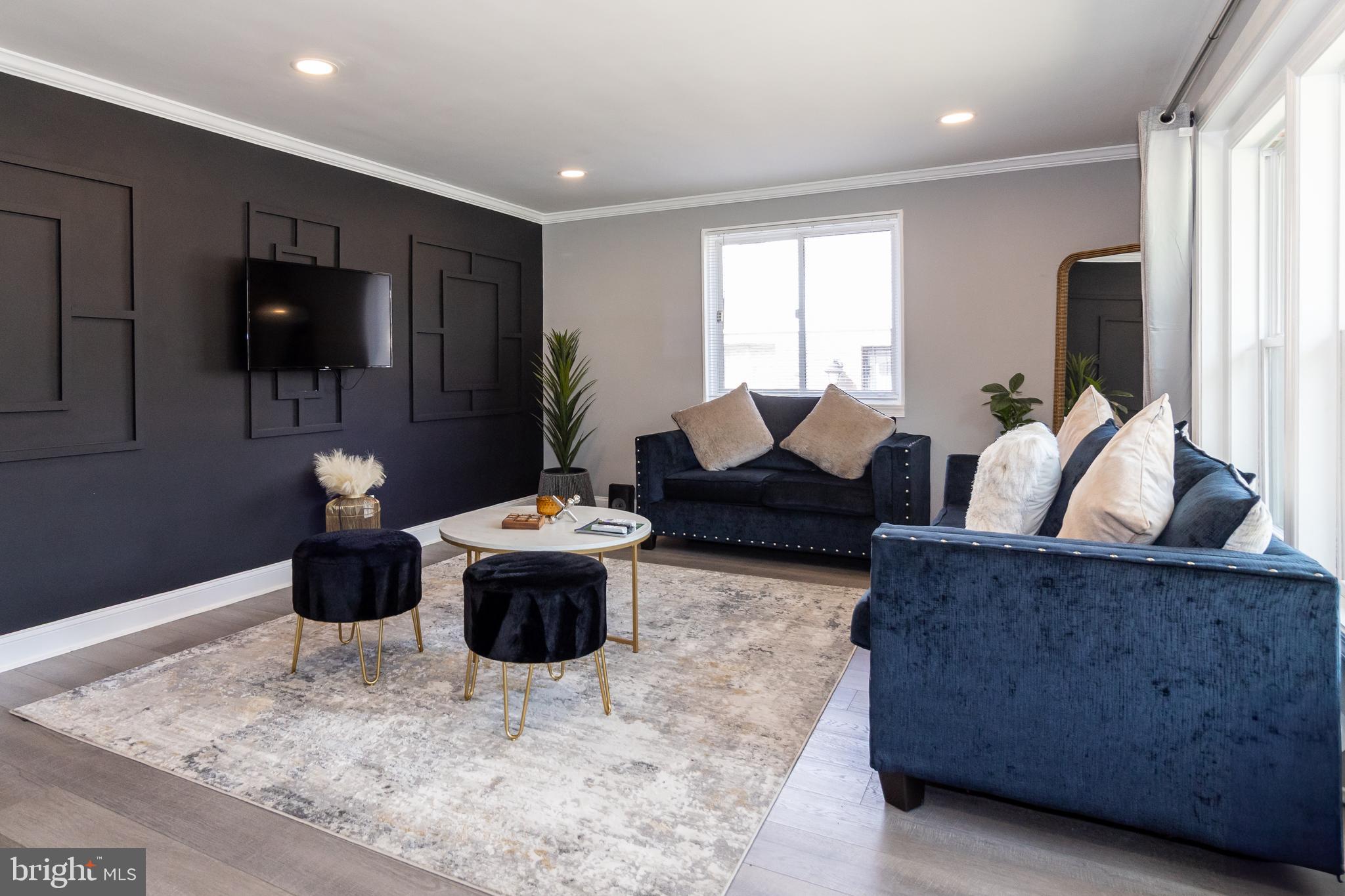 GLASSMANOR - Residential