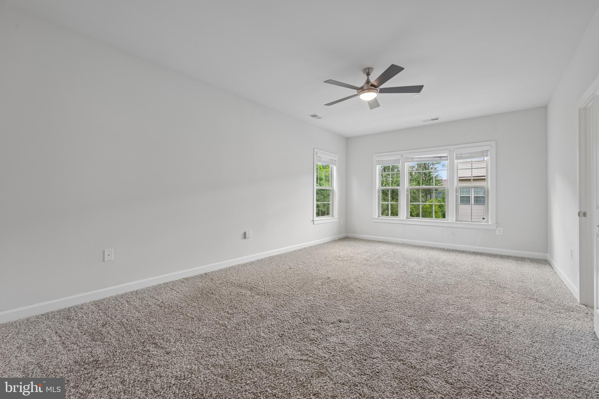 7415 TENNISON LANE