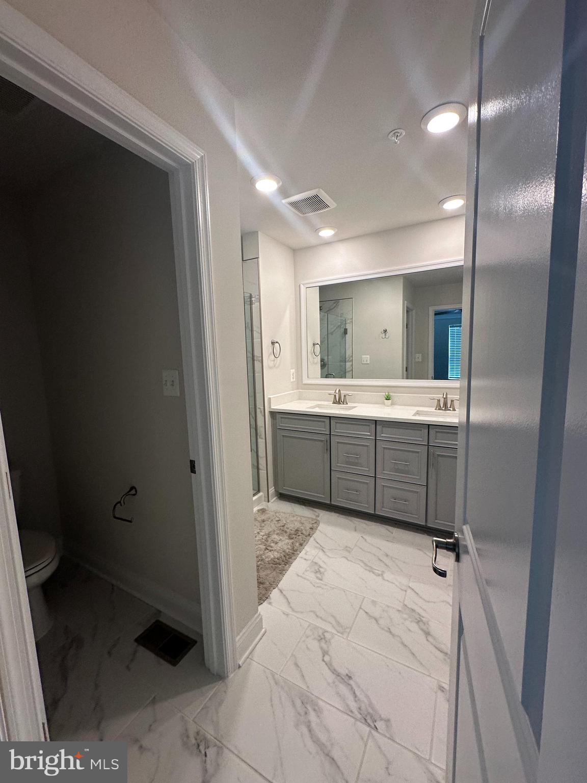 PARKSIDE - Residential Lease