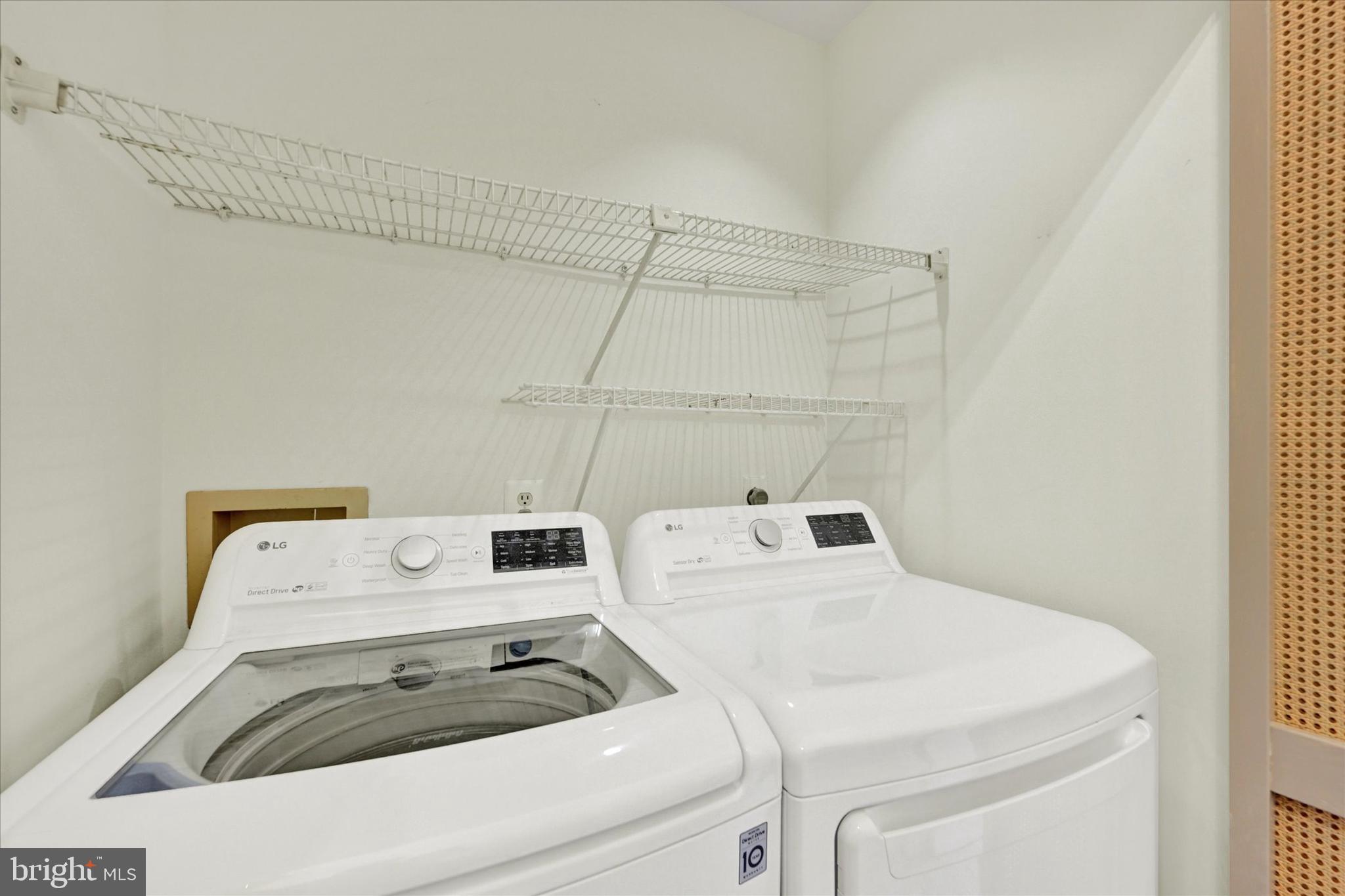 GLENSHIRE TOWNE - Residential