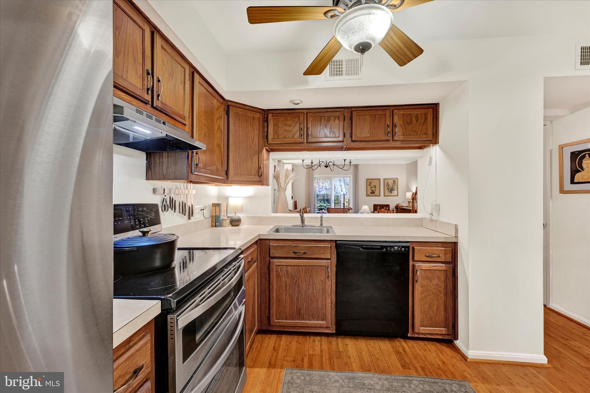 GLENSHIRE TOWNE - Residential