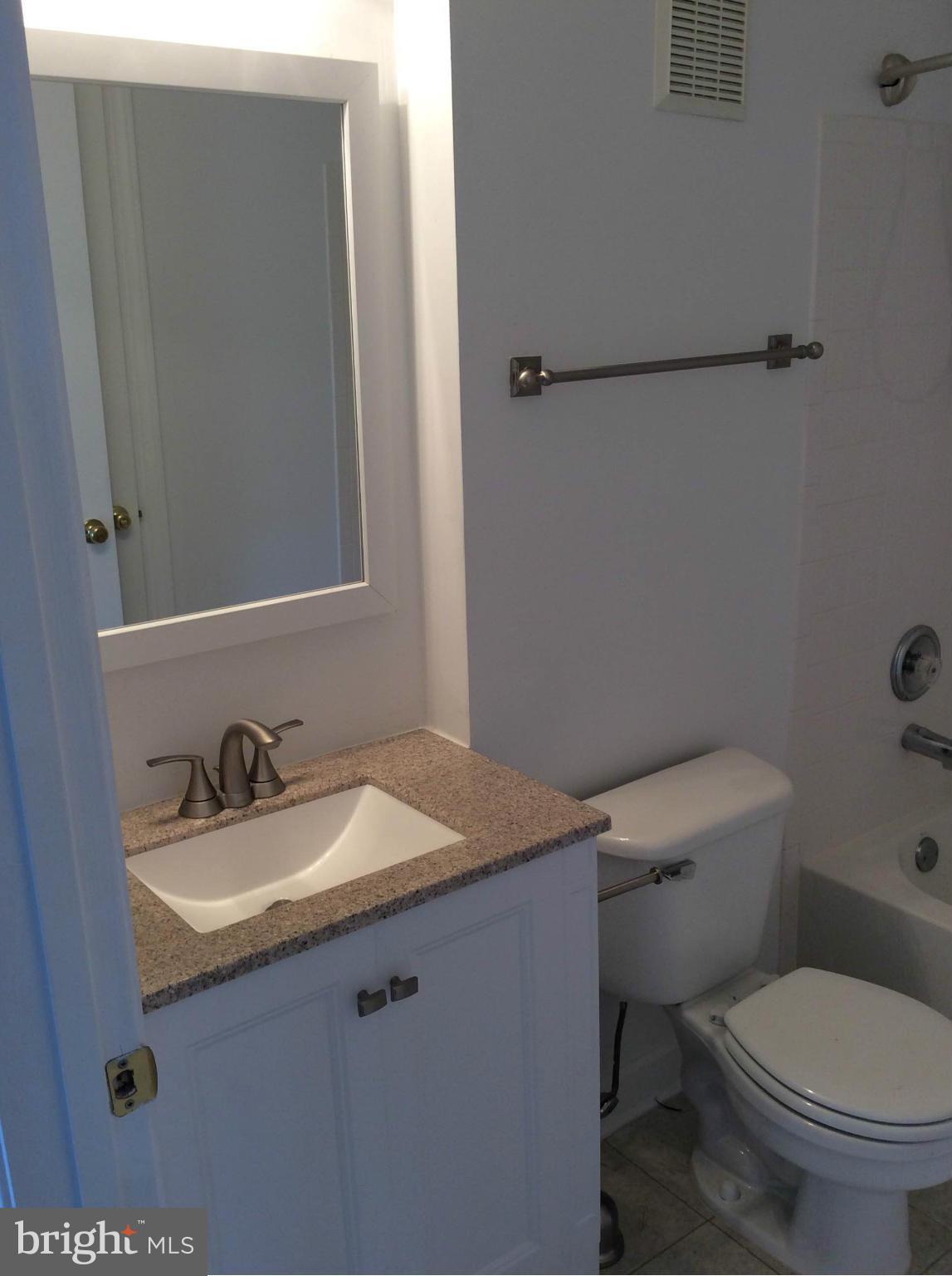 JEFFERSON PARK - Residential Lease