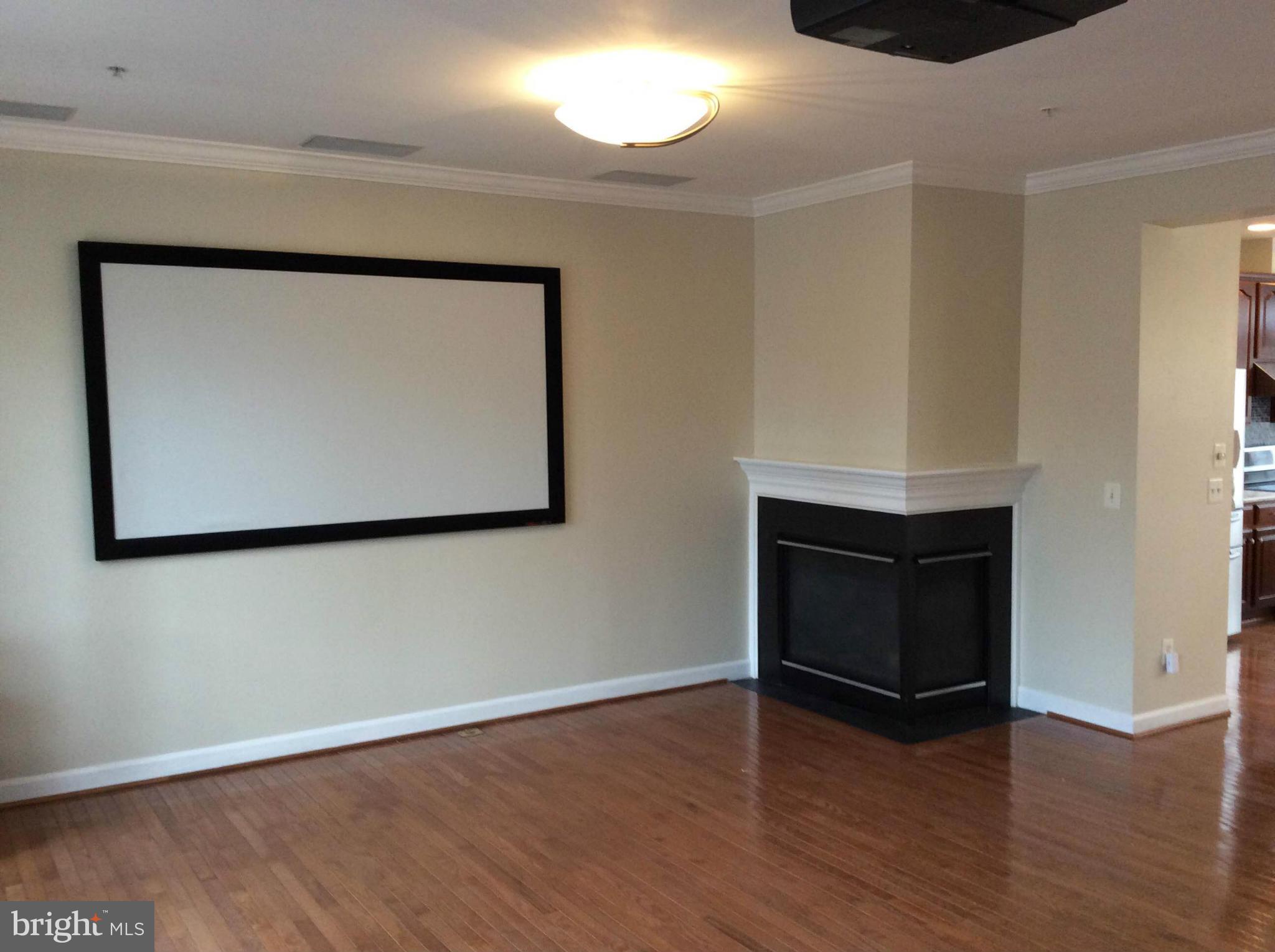 JEFFERSON PARK - Residential Lease