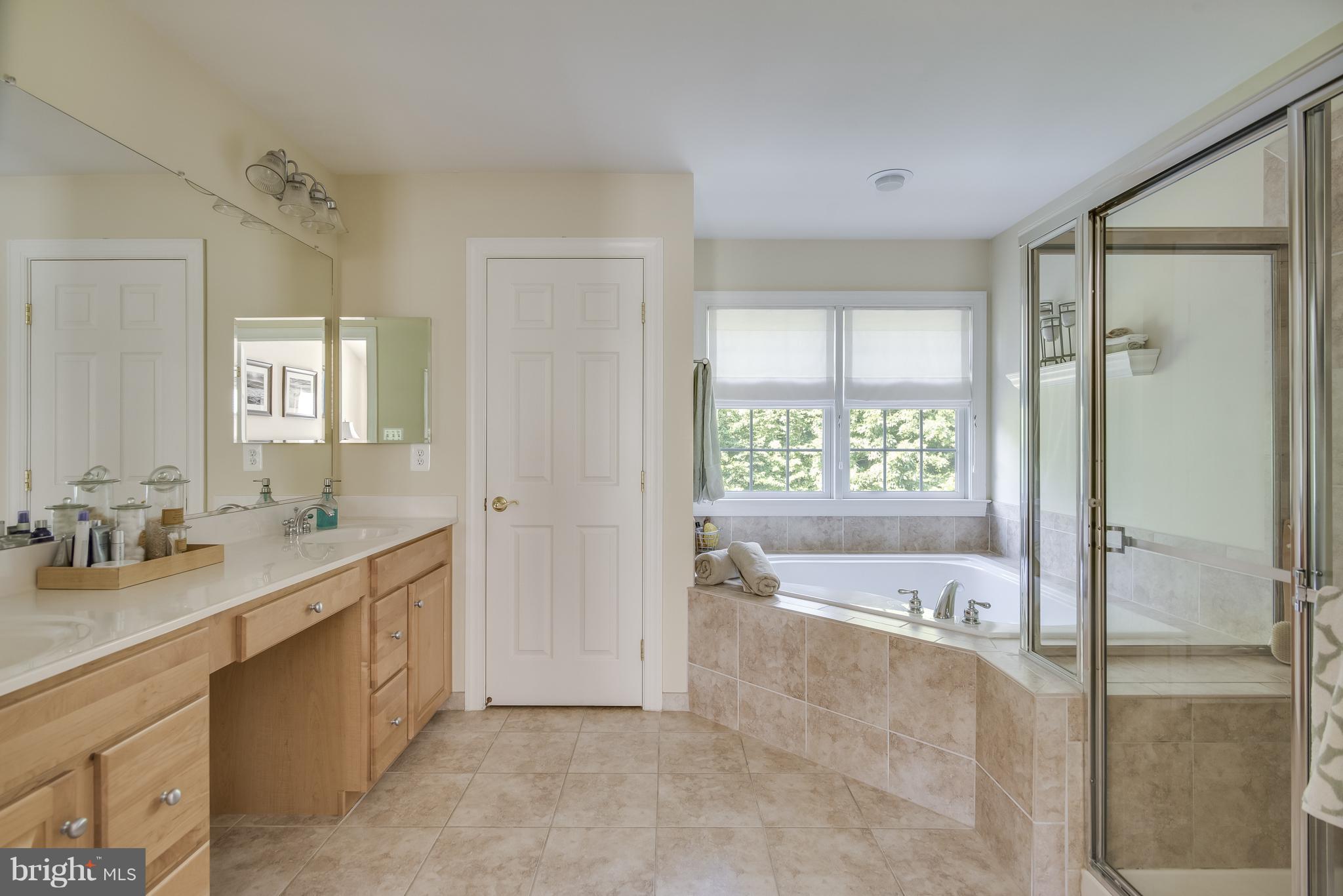 THE OVERLOOK AT BROAD CREEK - Residential