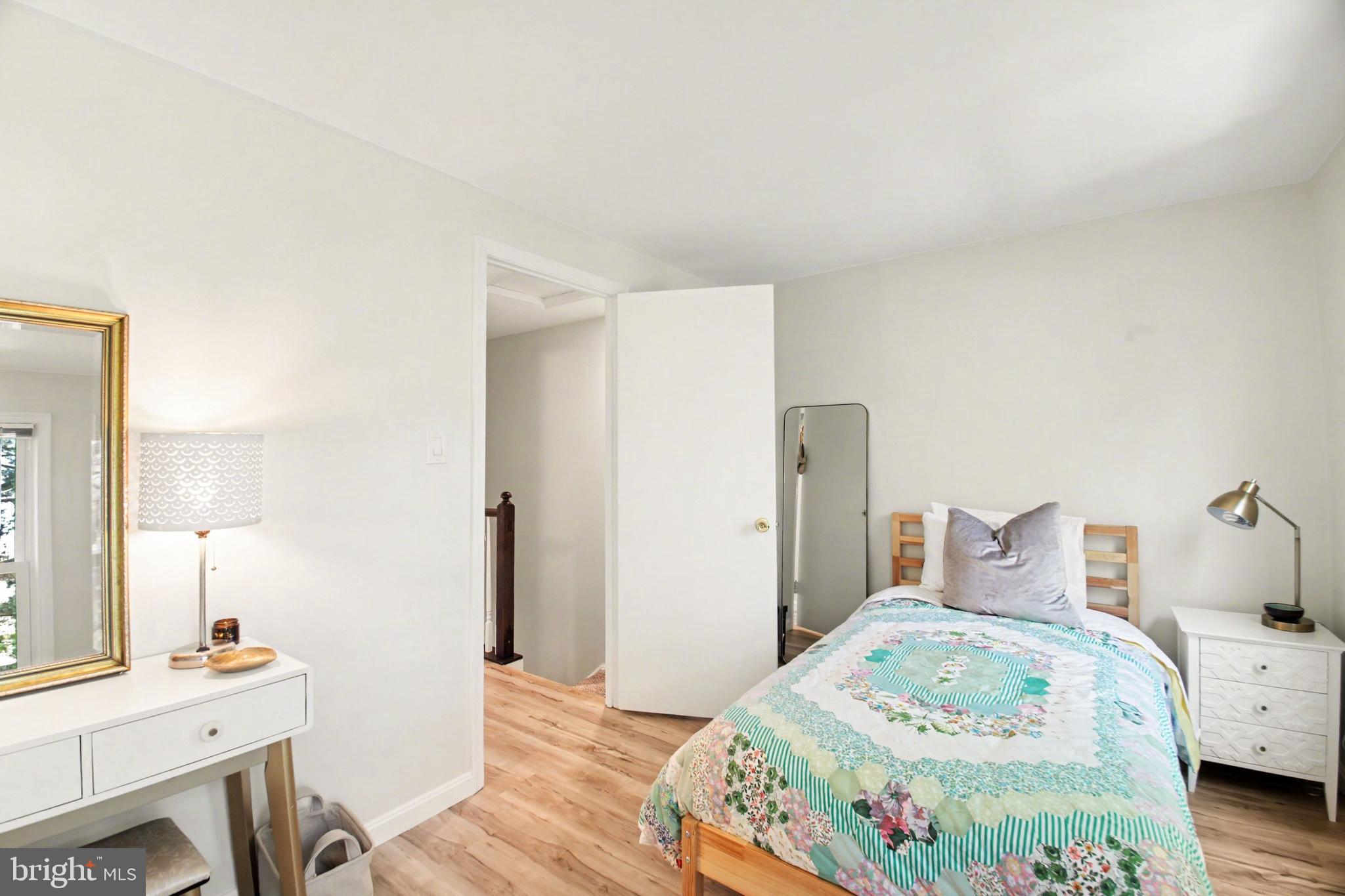 WHISPERHILL - Residential