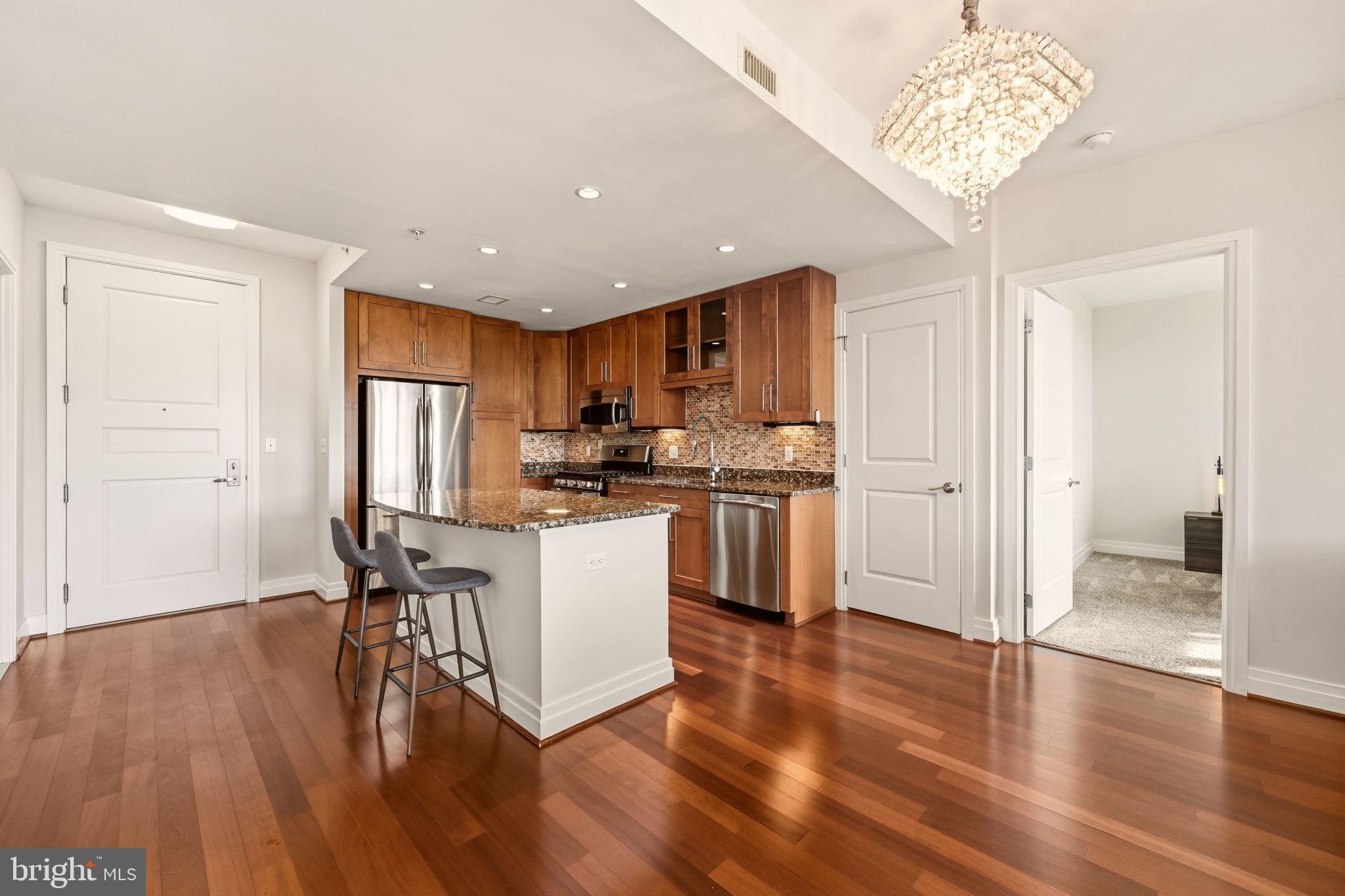 8220 CRESTWOOD HEIGHTS DRIVE 908