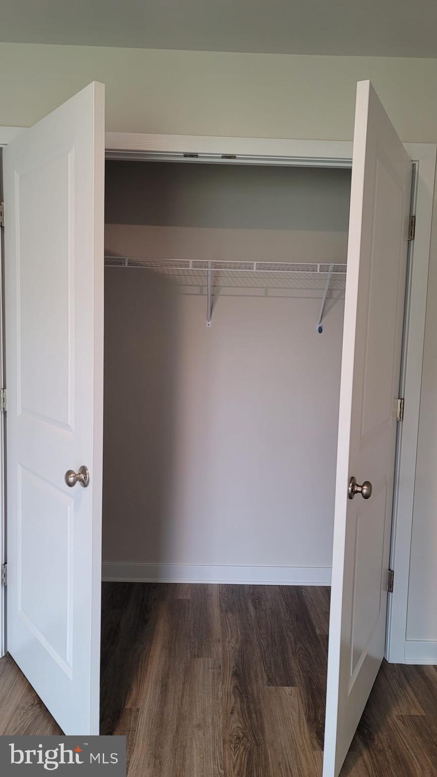 SPRING HILLS - Residential Lease