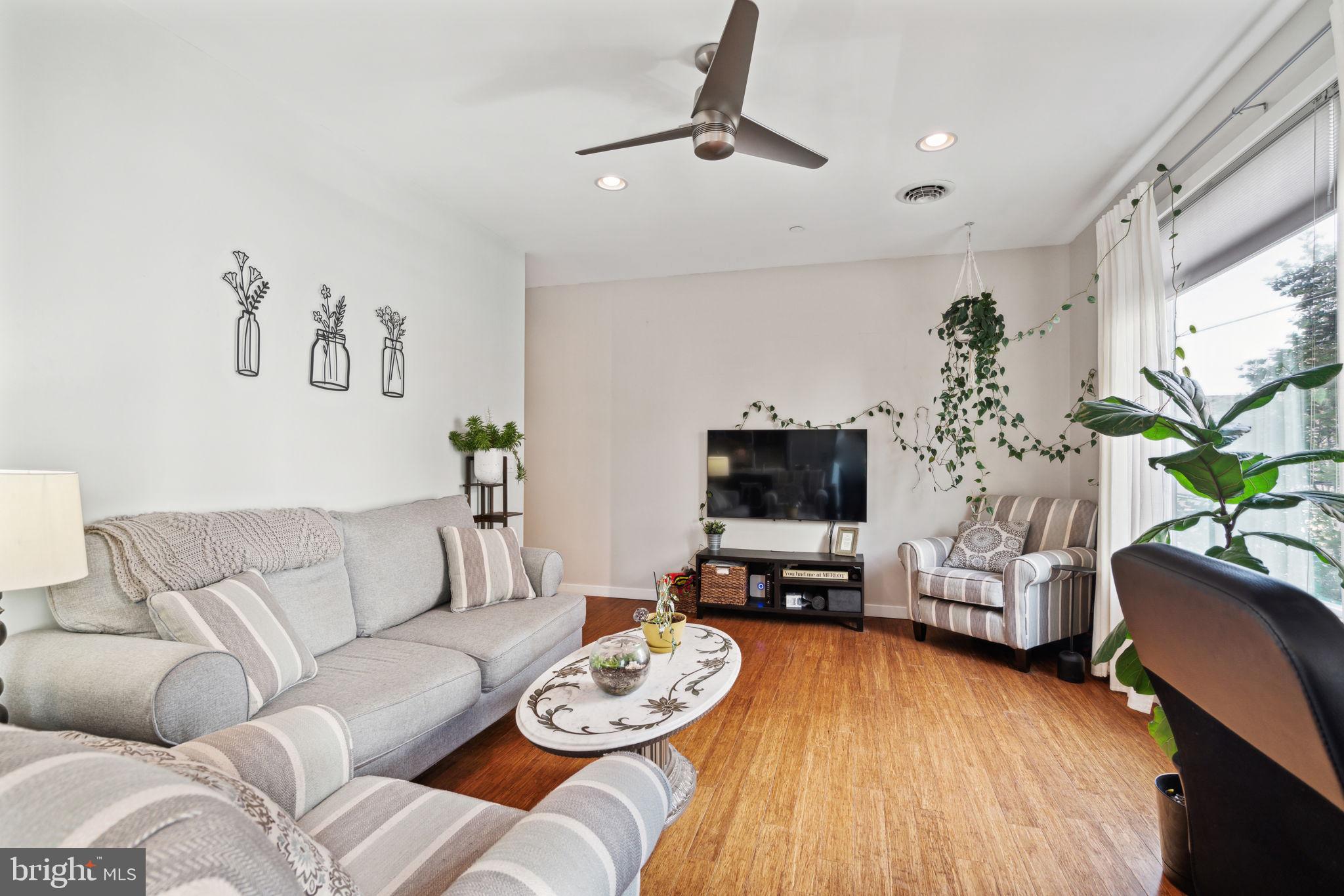 OLDE KENSINGTON - Residential