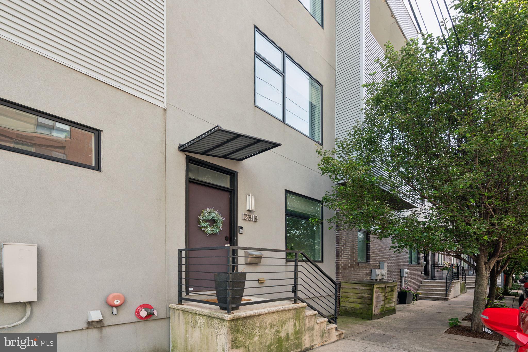 OLDE KENSINGTON - Residential