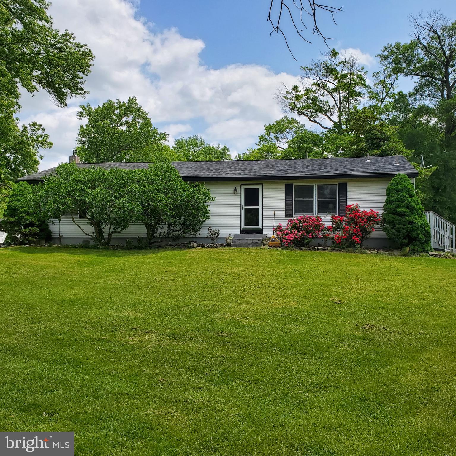 2328 MONMOUTH ROAD