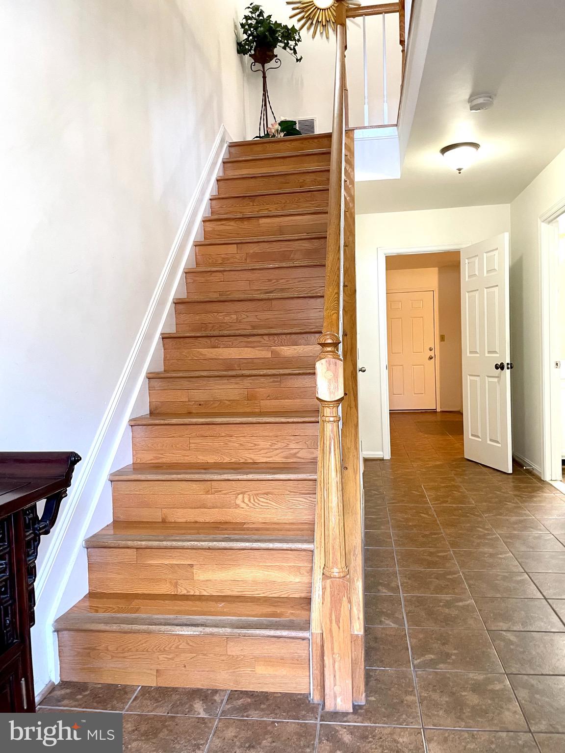 SEVEN OAKS - Residential