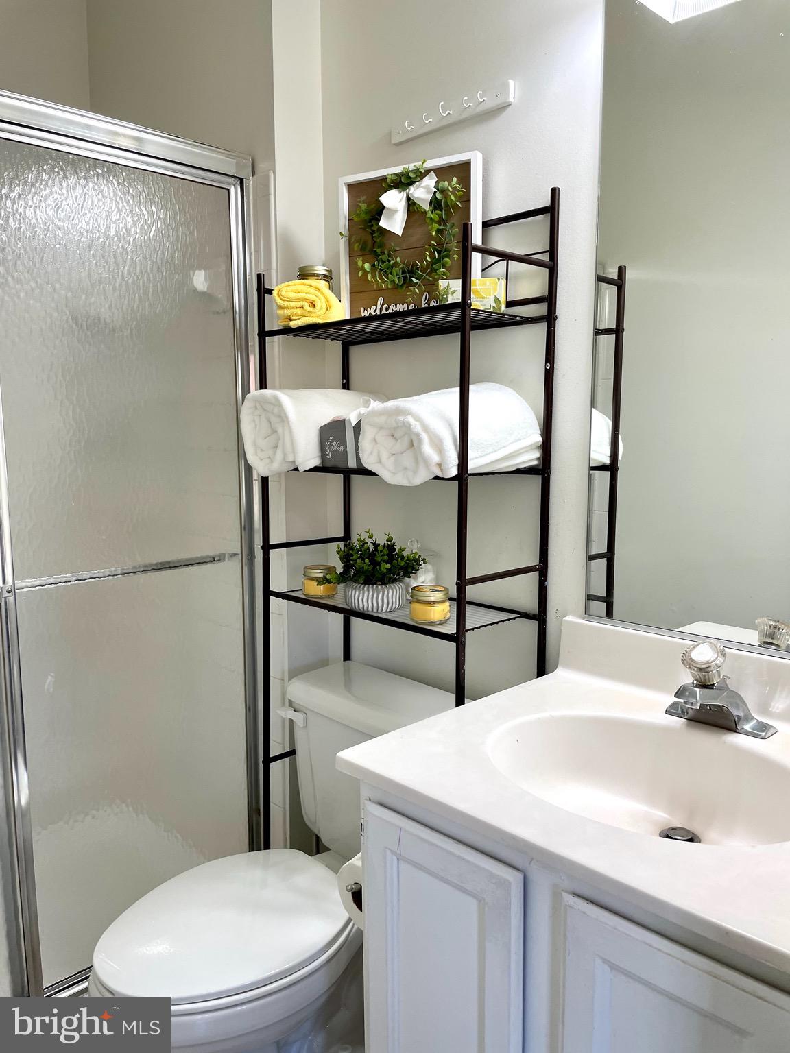 SEVEN OAKS - Residential