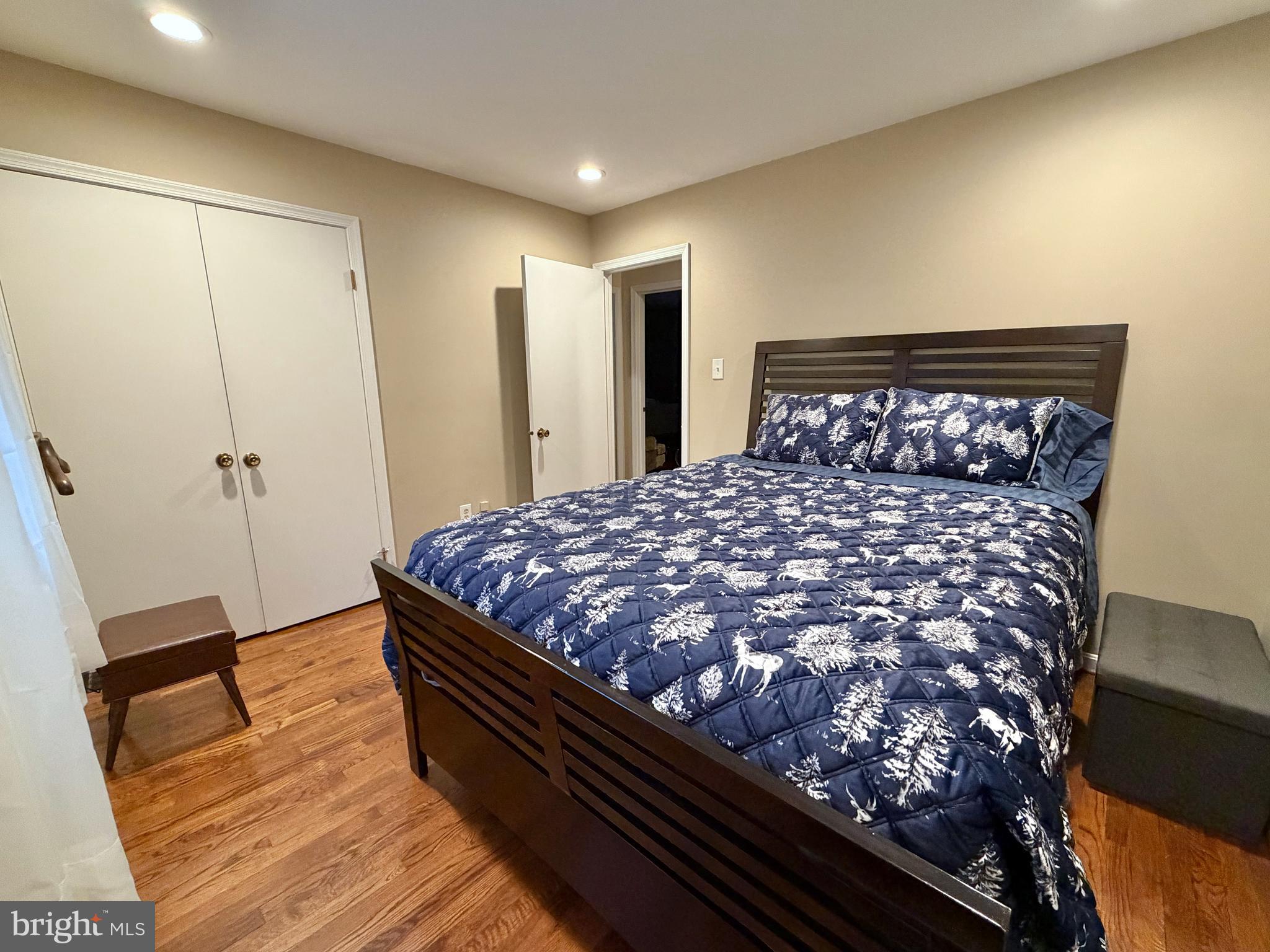 SHELTON SHOP - Residential