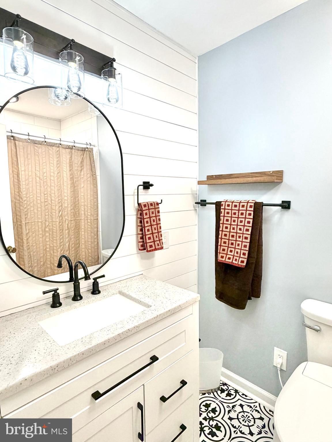 SHELTON SHOP - Residential