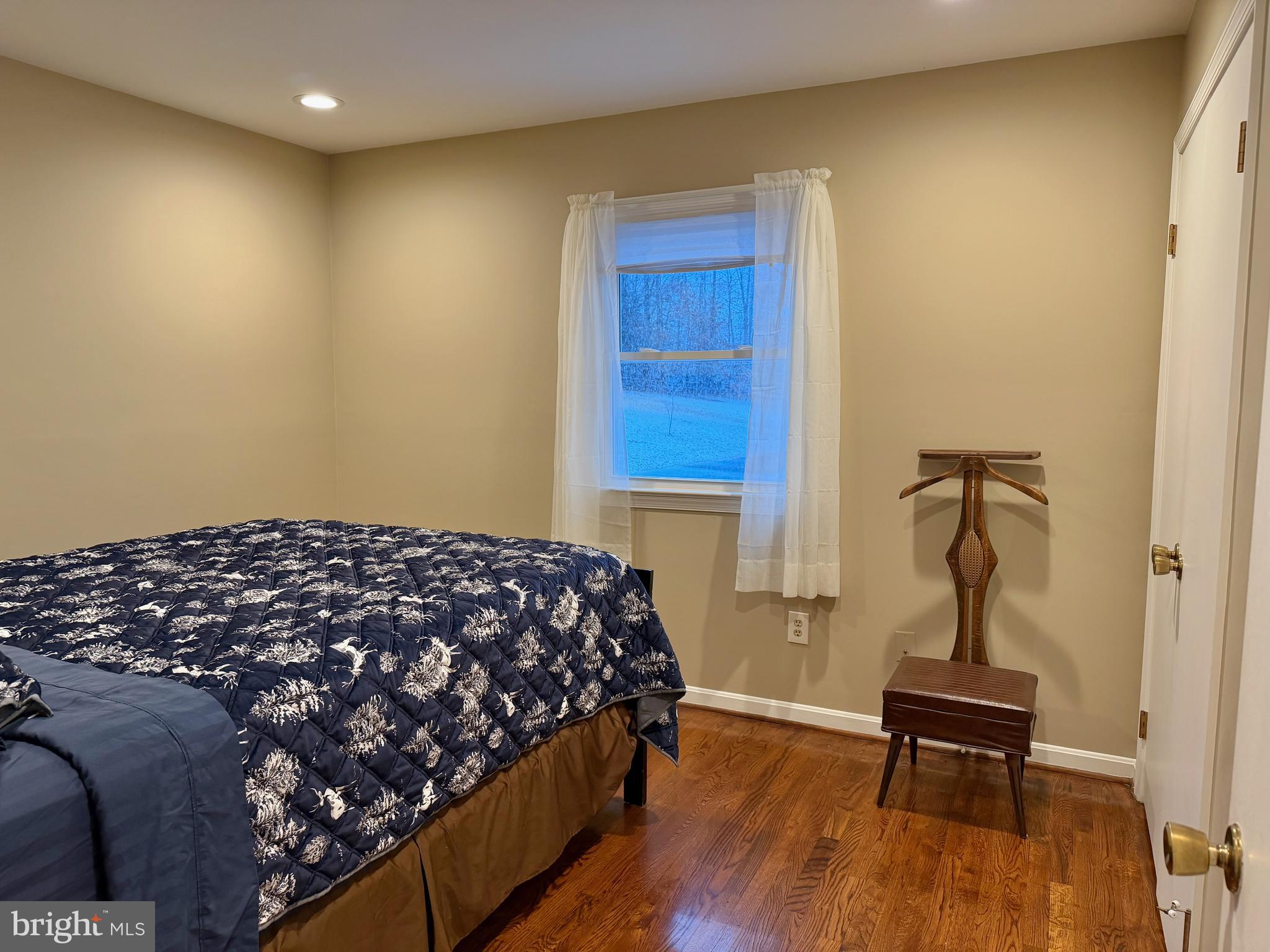 SHELTON SHOP - Residential