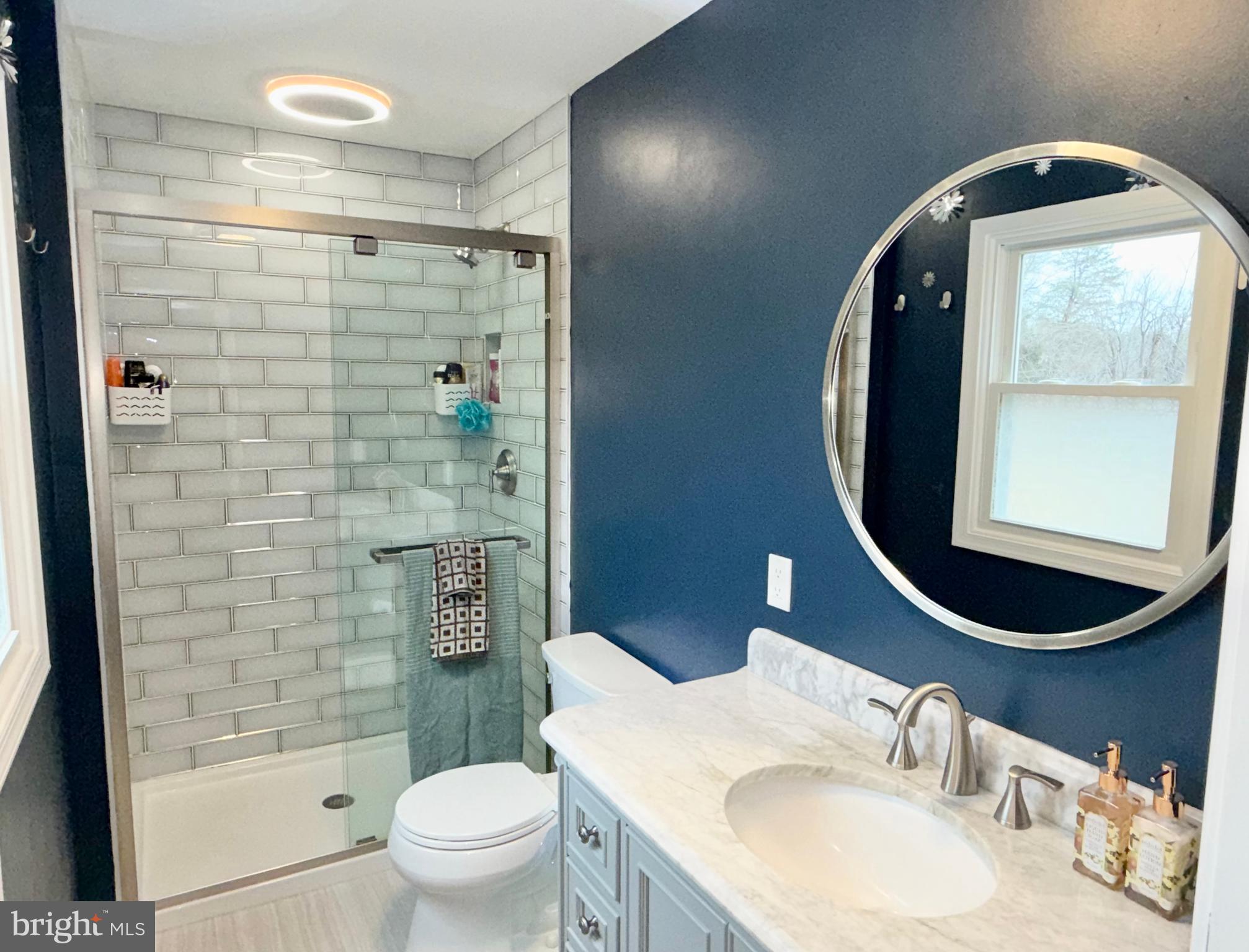 SHELTON SHOP - Residential