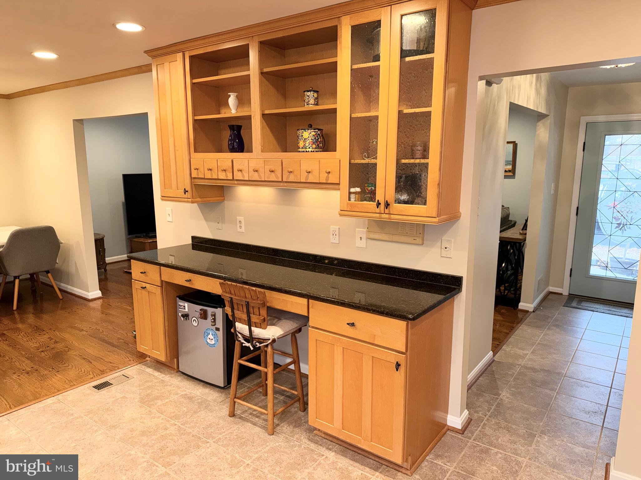 SHELTON SHOP - Residential