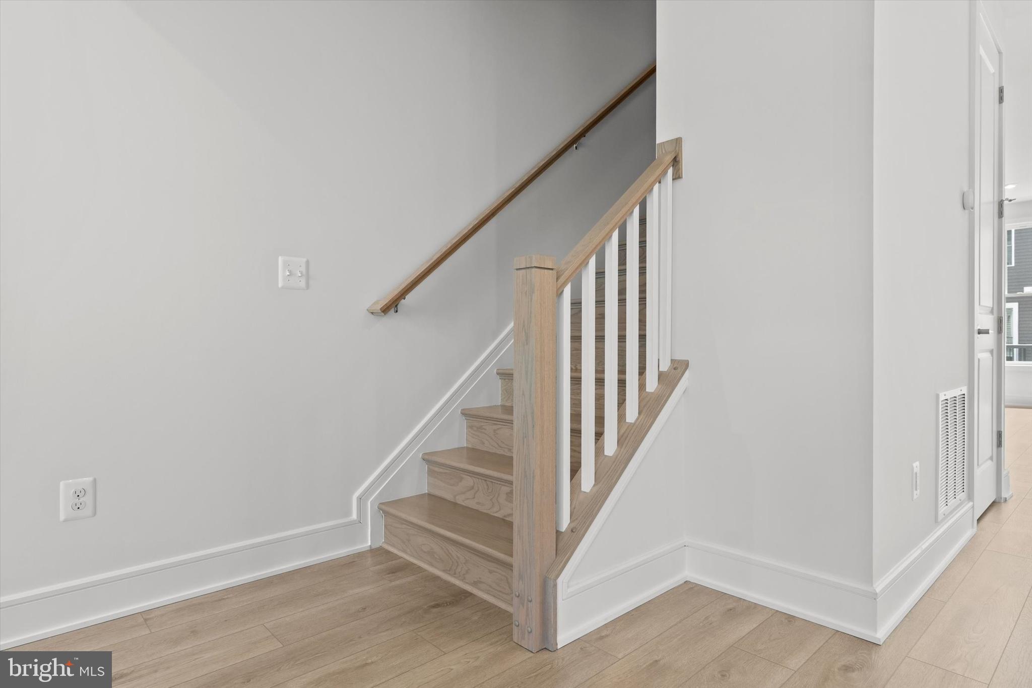 BRAMBLETON - Residential Lease