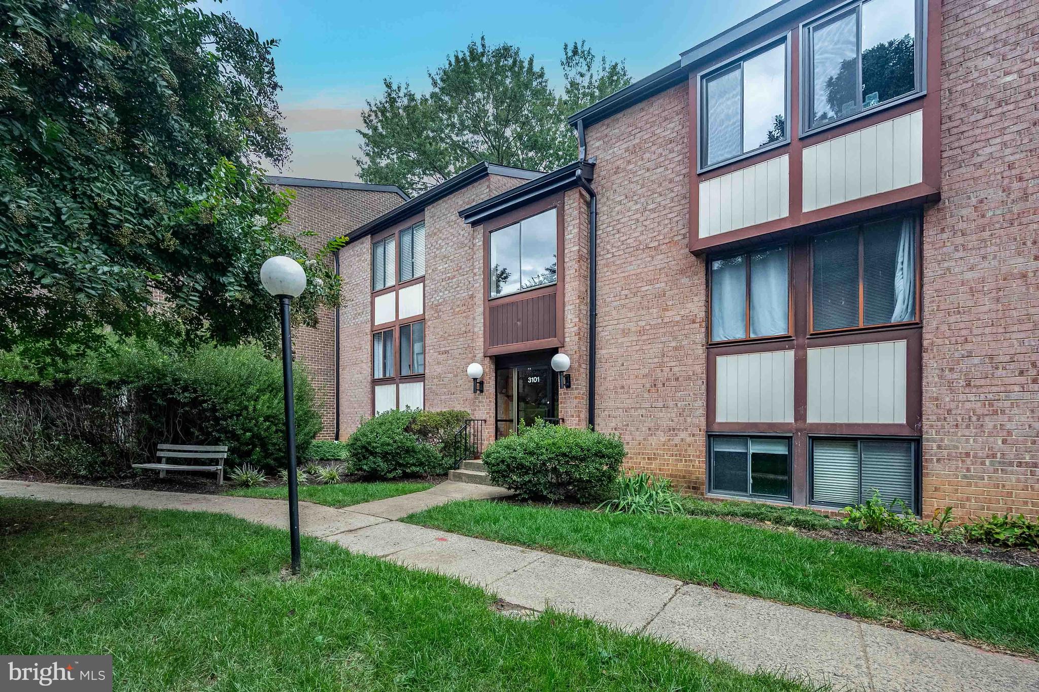 3101 BUCCANEER COURT 1