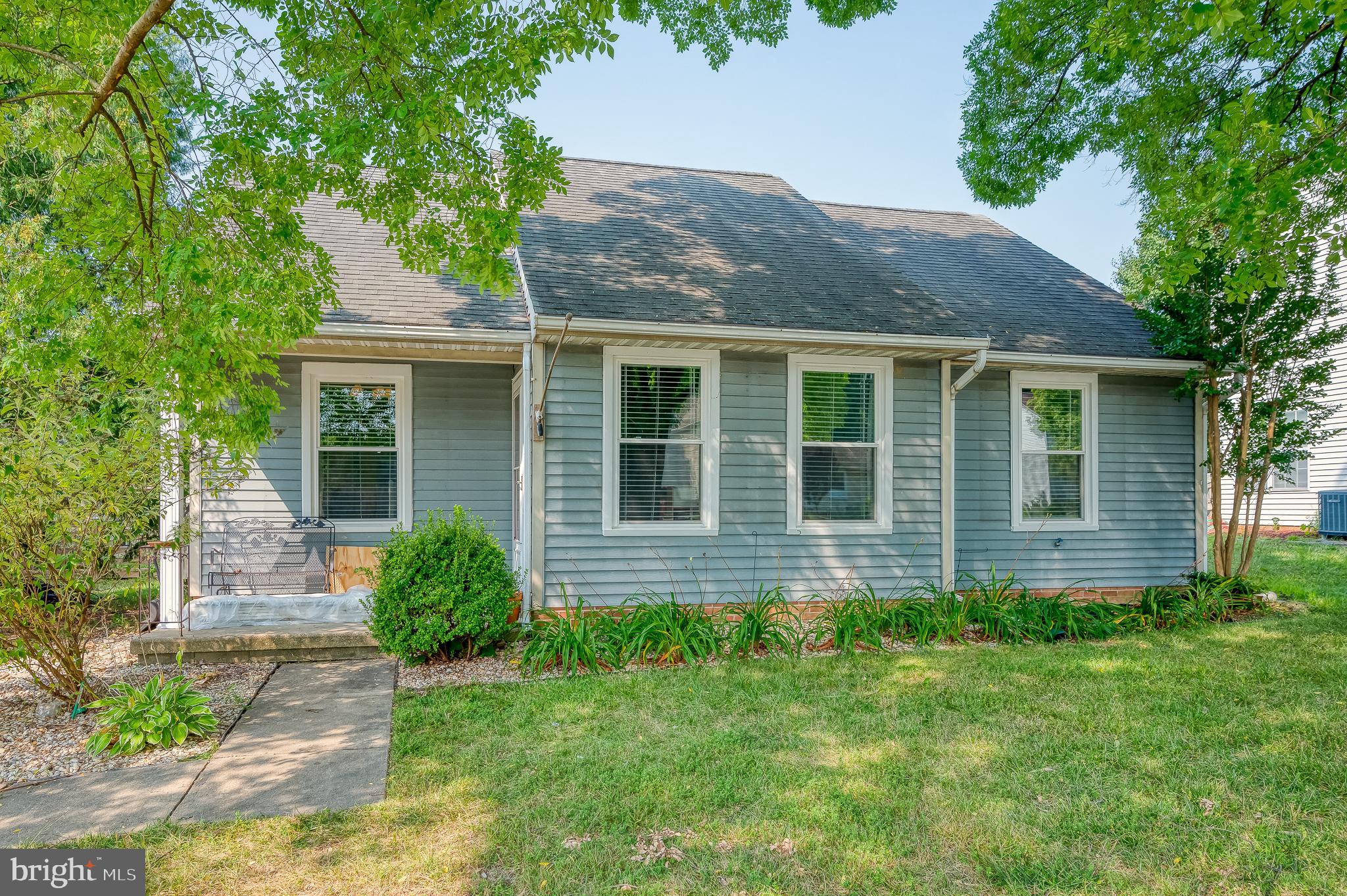 RIVERSIDE - Residential