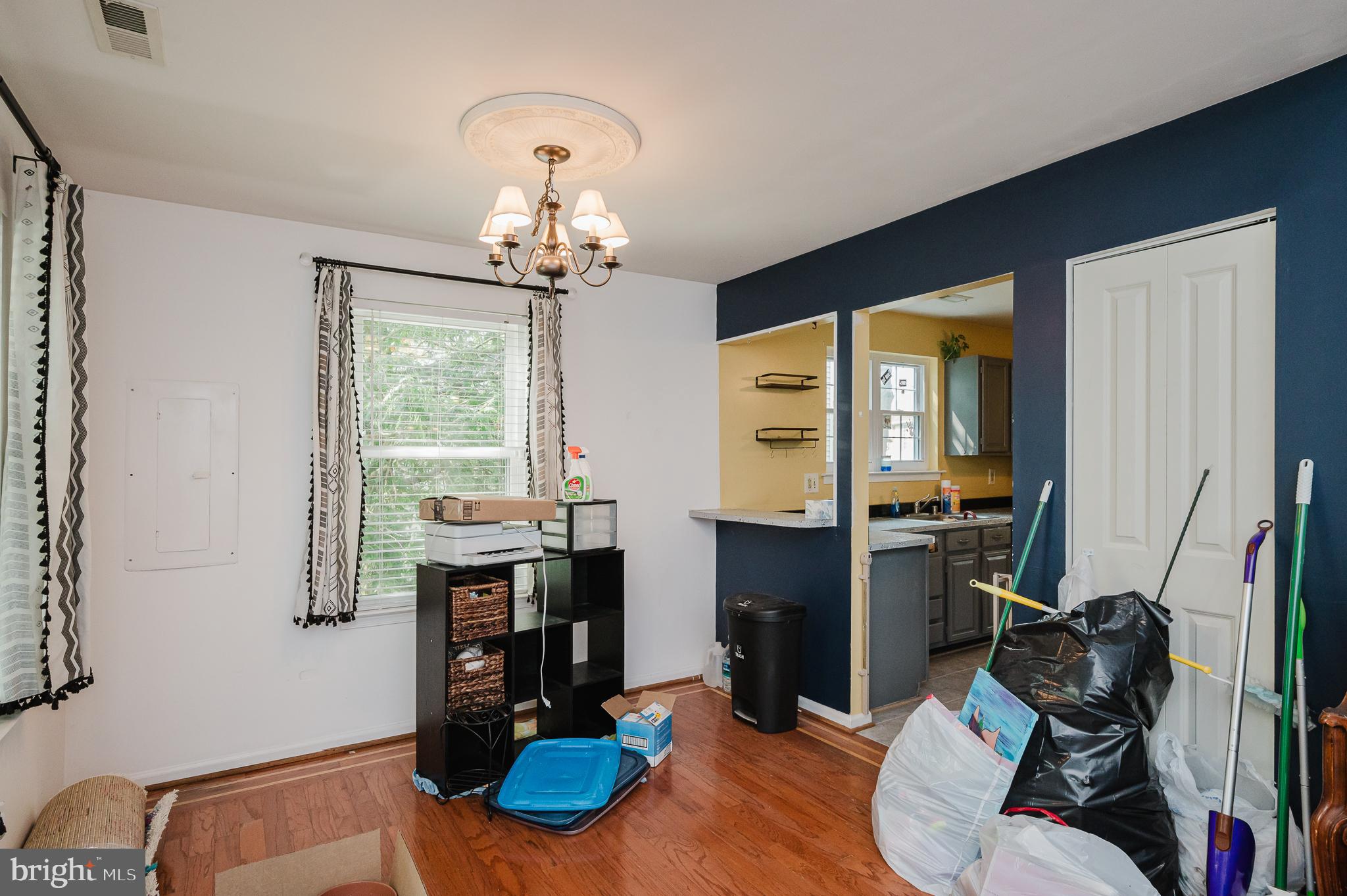 RIVERSIDE - Residential