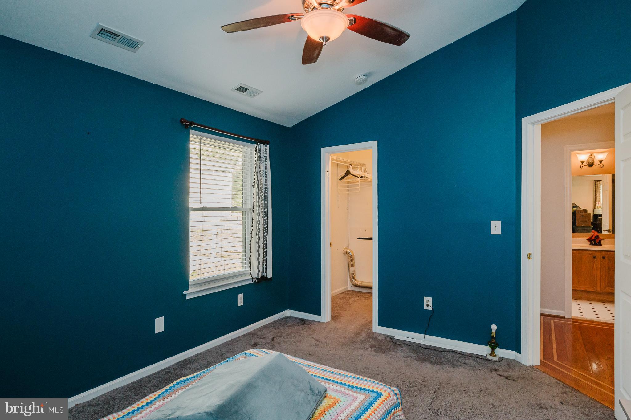 RIVERSIDE - Residential