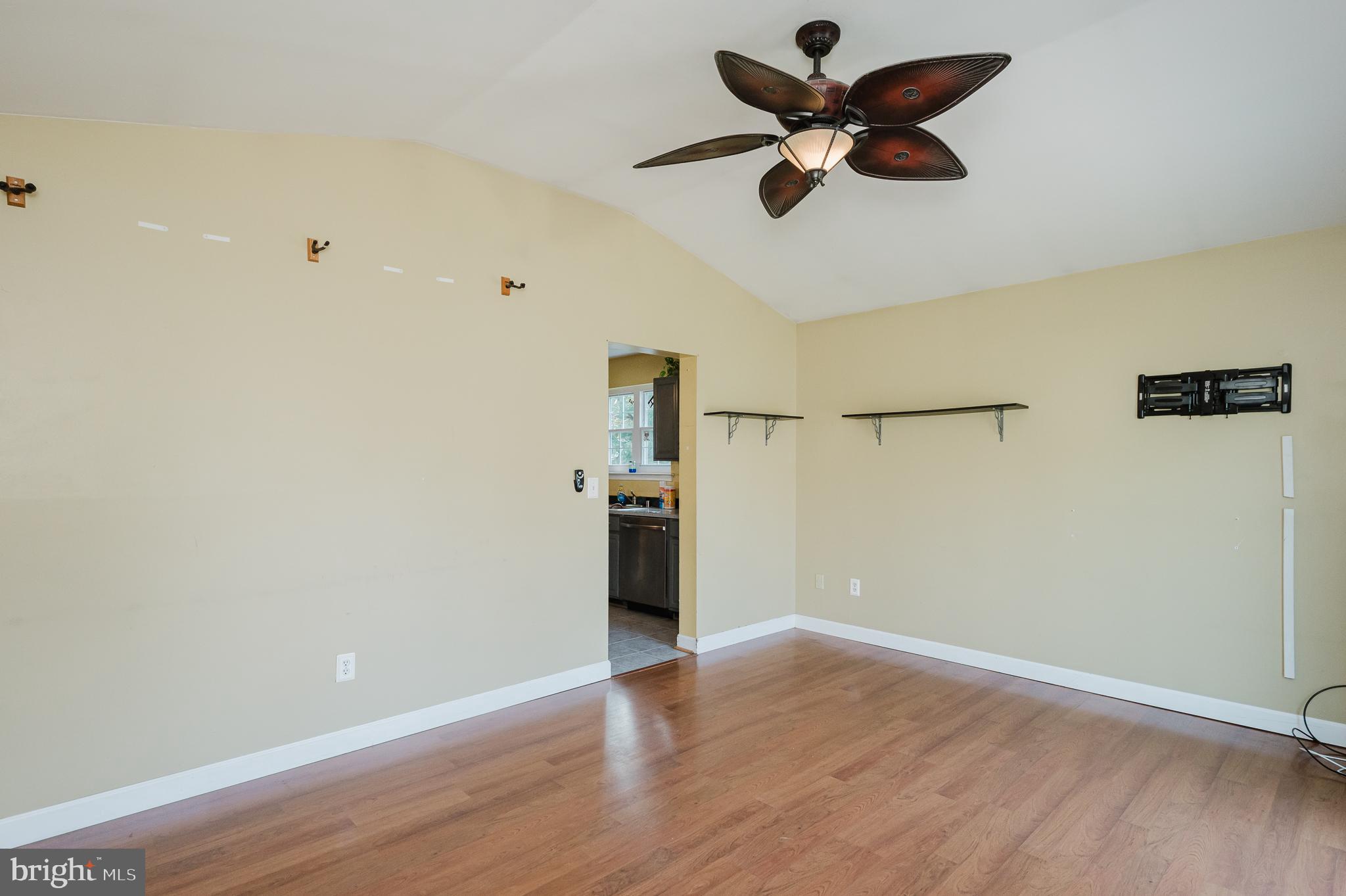 RIVERSIDE - Residential