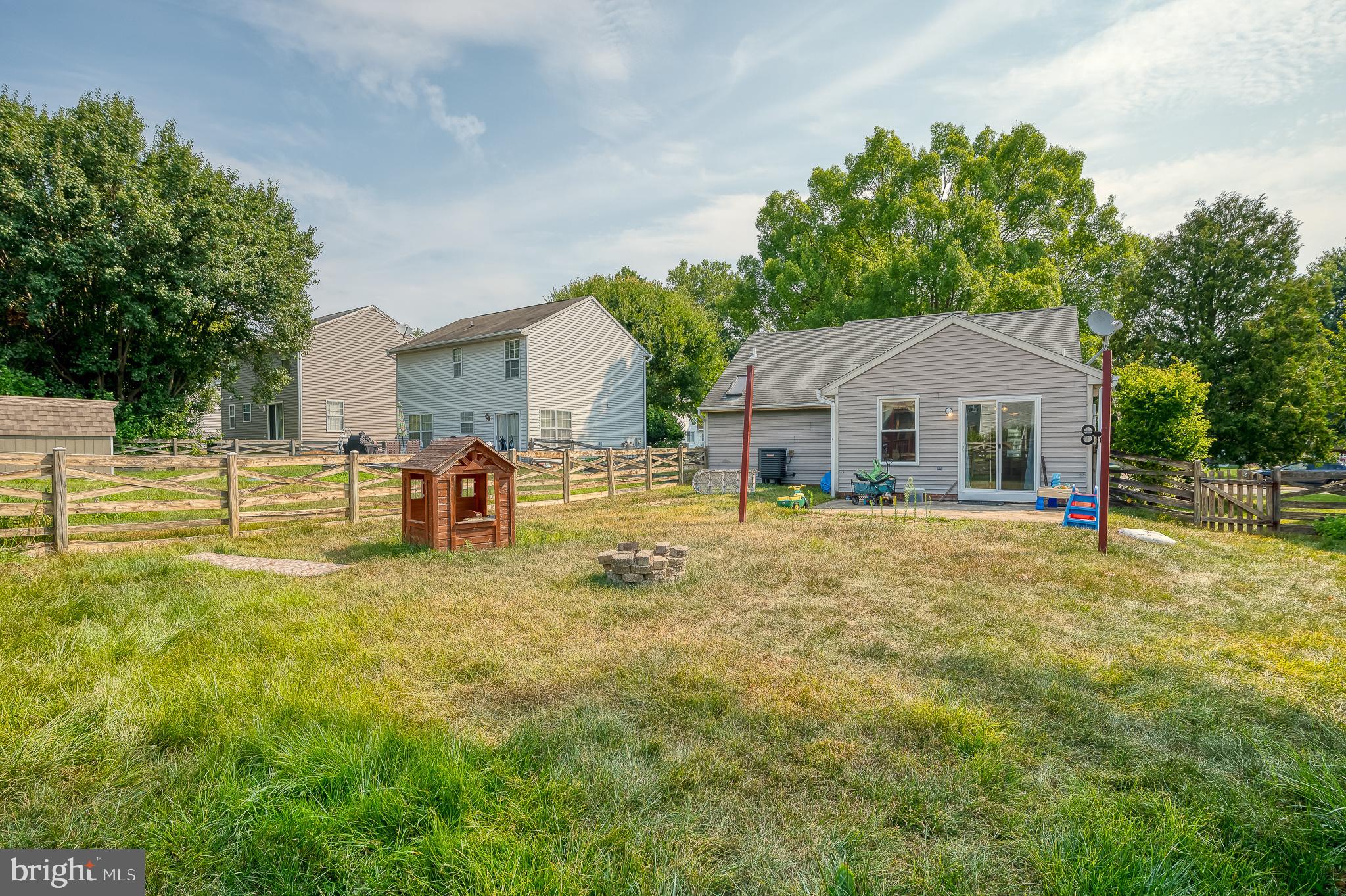 RIVERSIDE - Residential