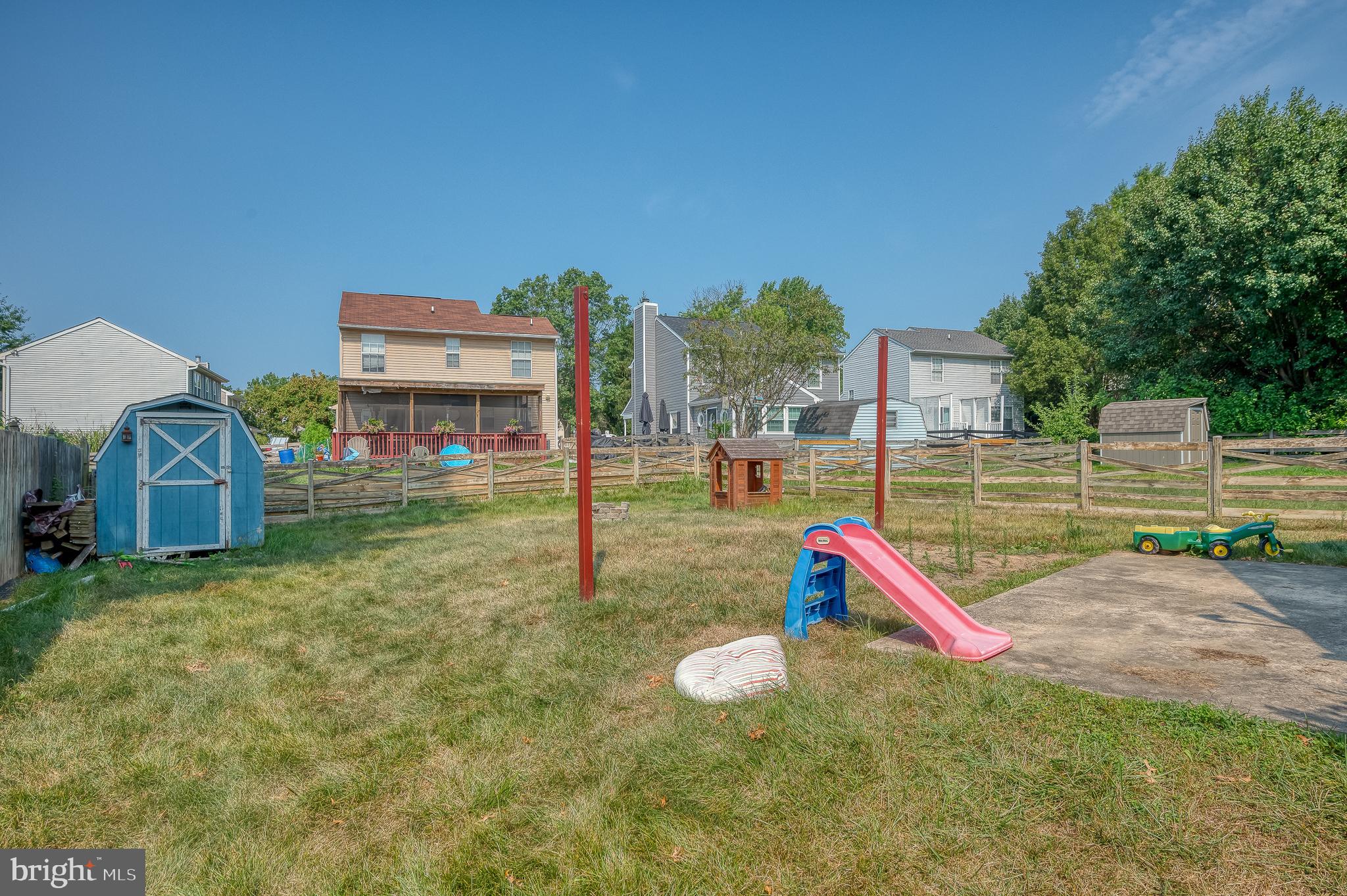 RIVERSIDE - Residential