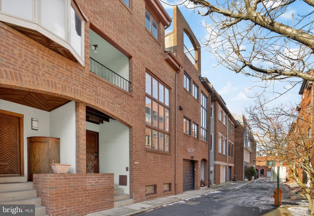 Photo of 718 S Philip Street, PHILADELPHIA, PA 19147 (MLS # PAPH2576910)