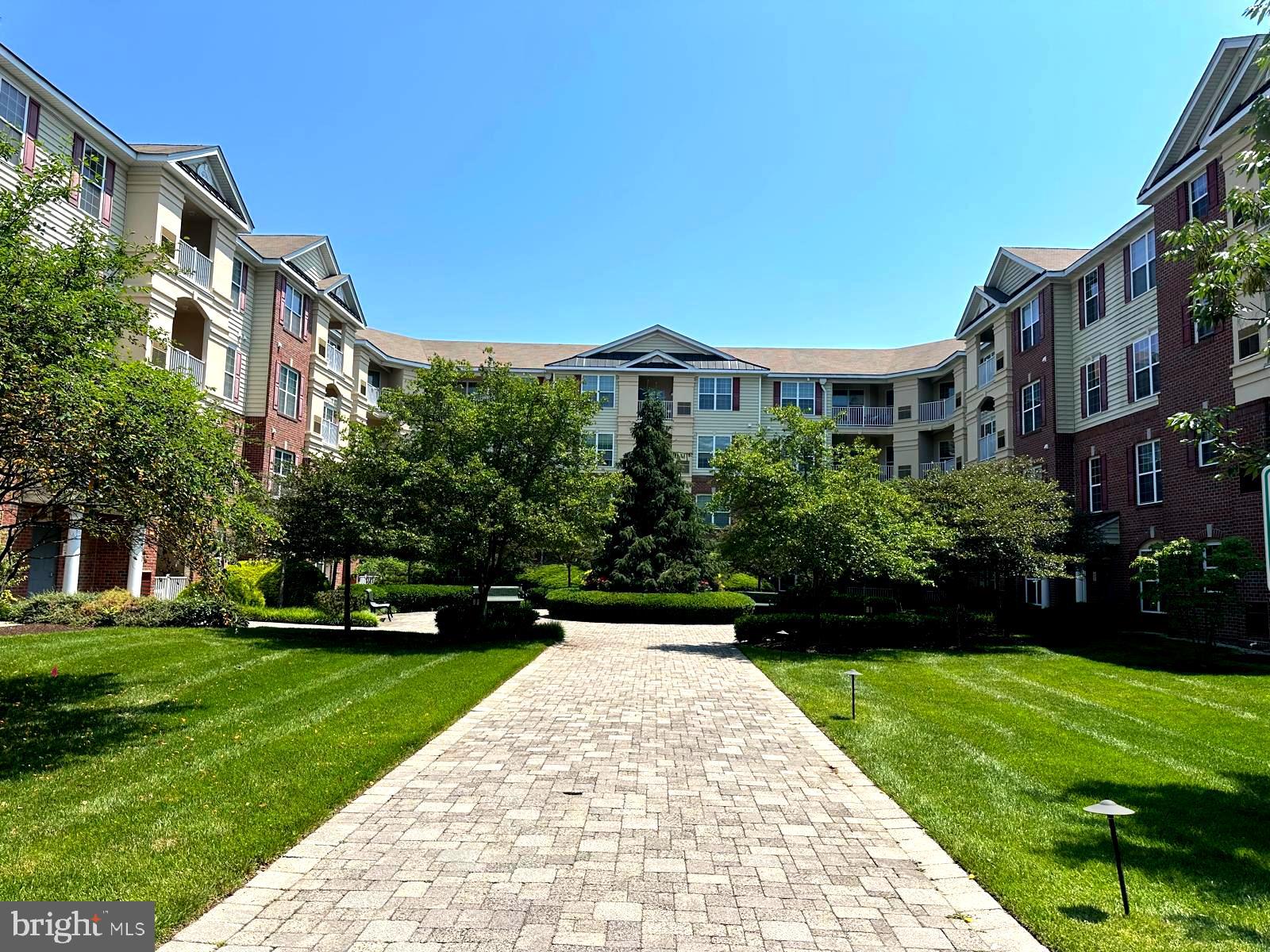 1424 COLTS CIRCLE