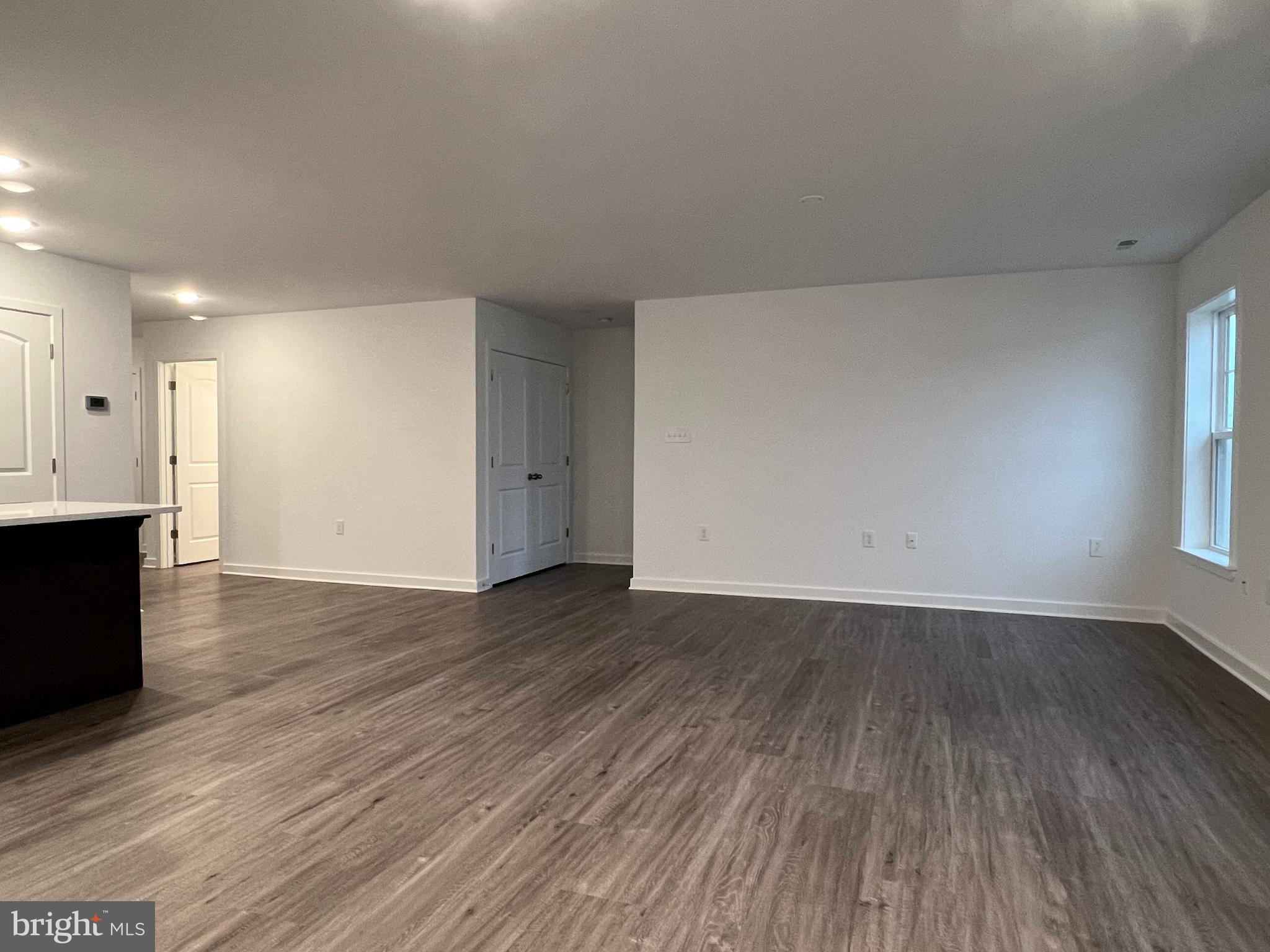 CARDINAL POINTE - Residential