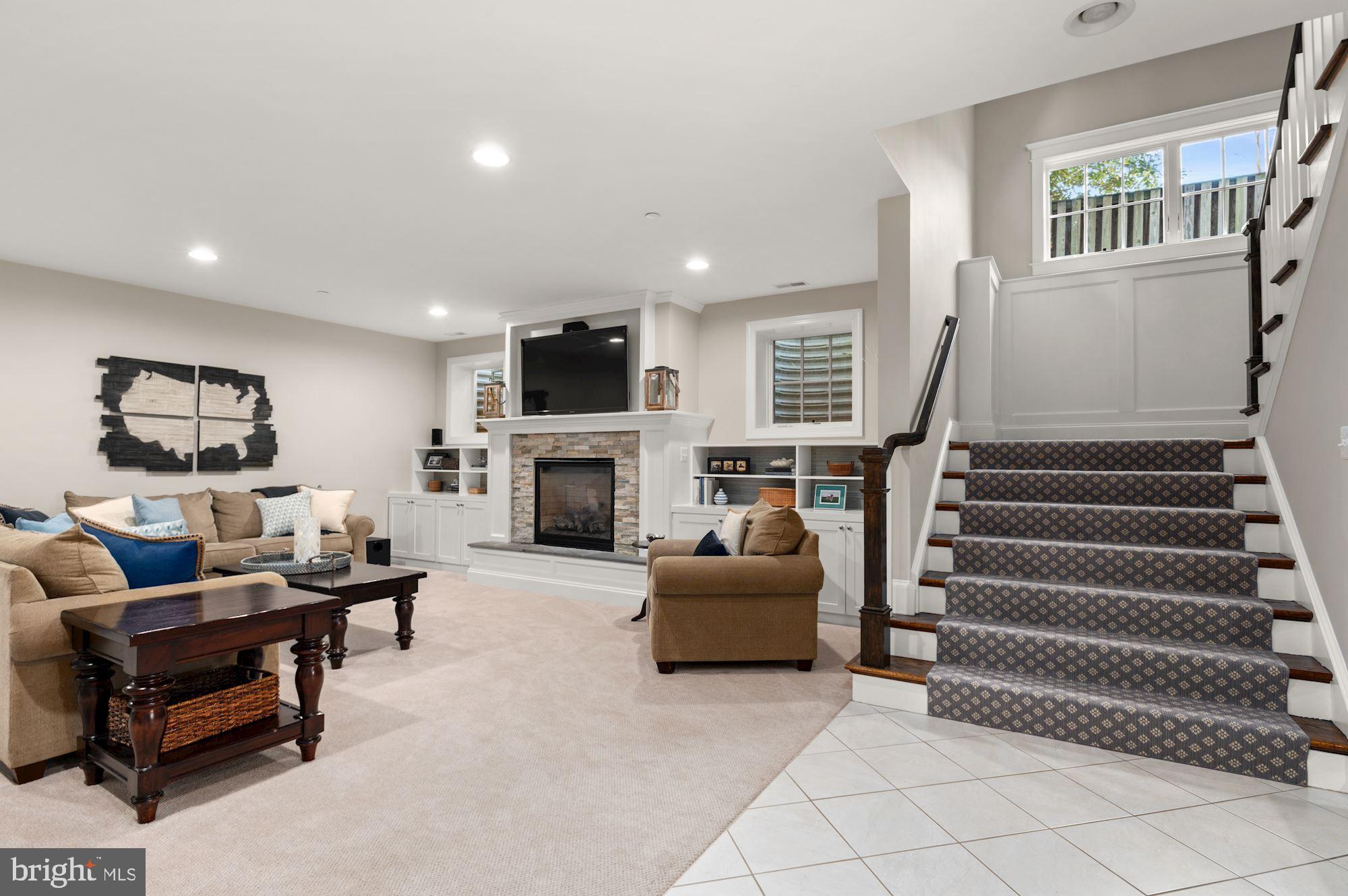 GLEN MAR PARK - Residential