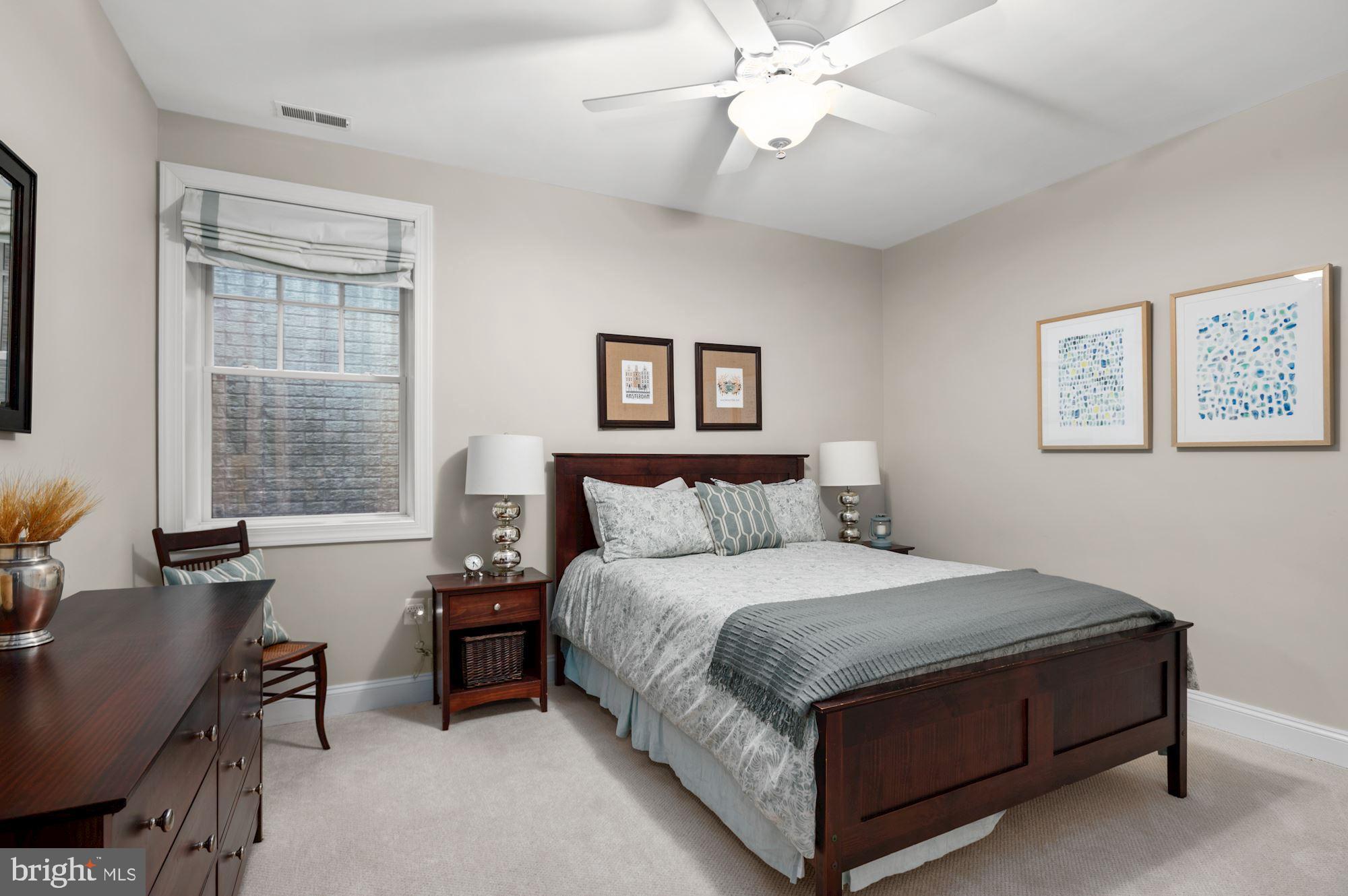 GLEN MAR PARK - Residential