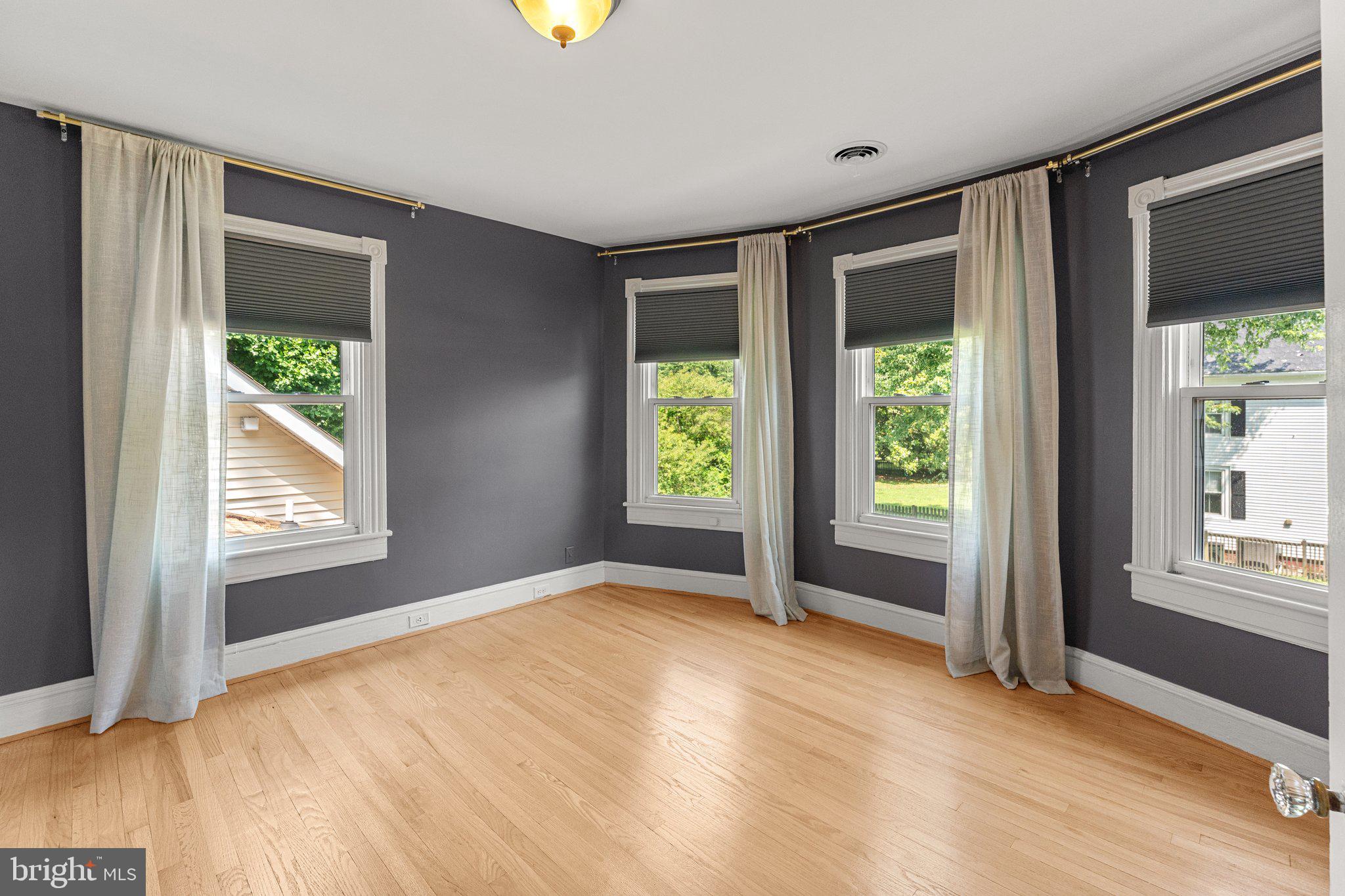 LANCASTER - Residential