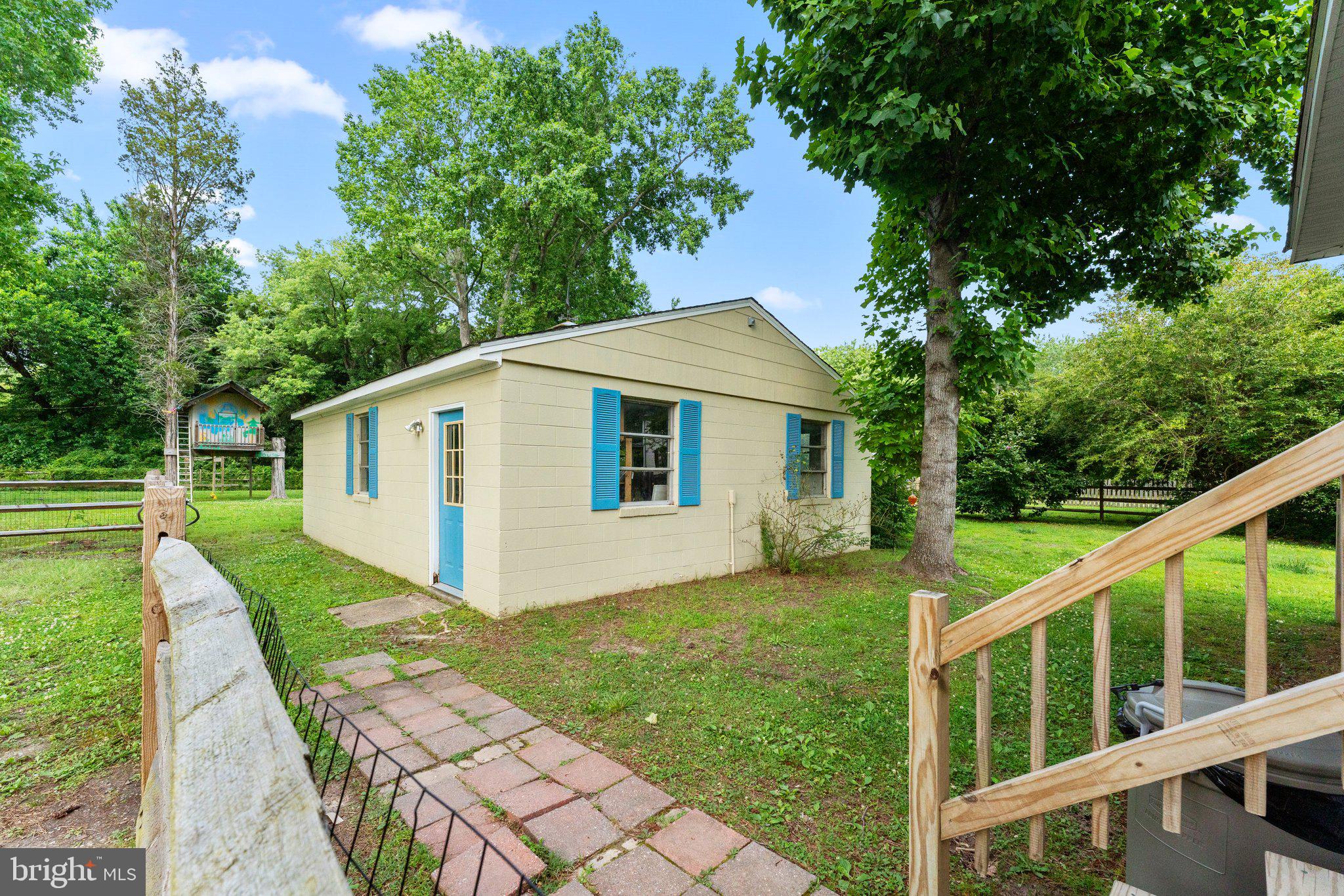 LANCASTER - Residential