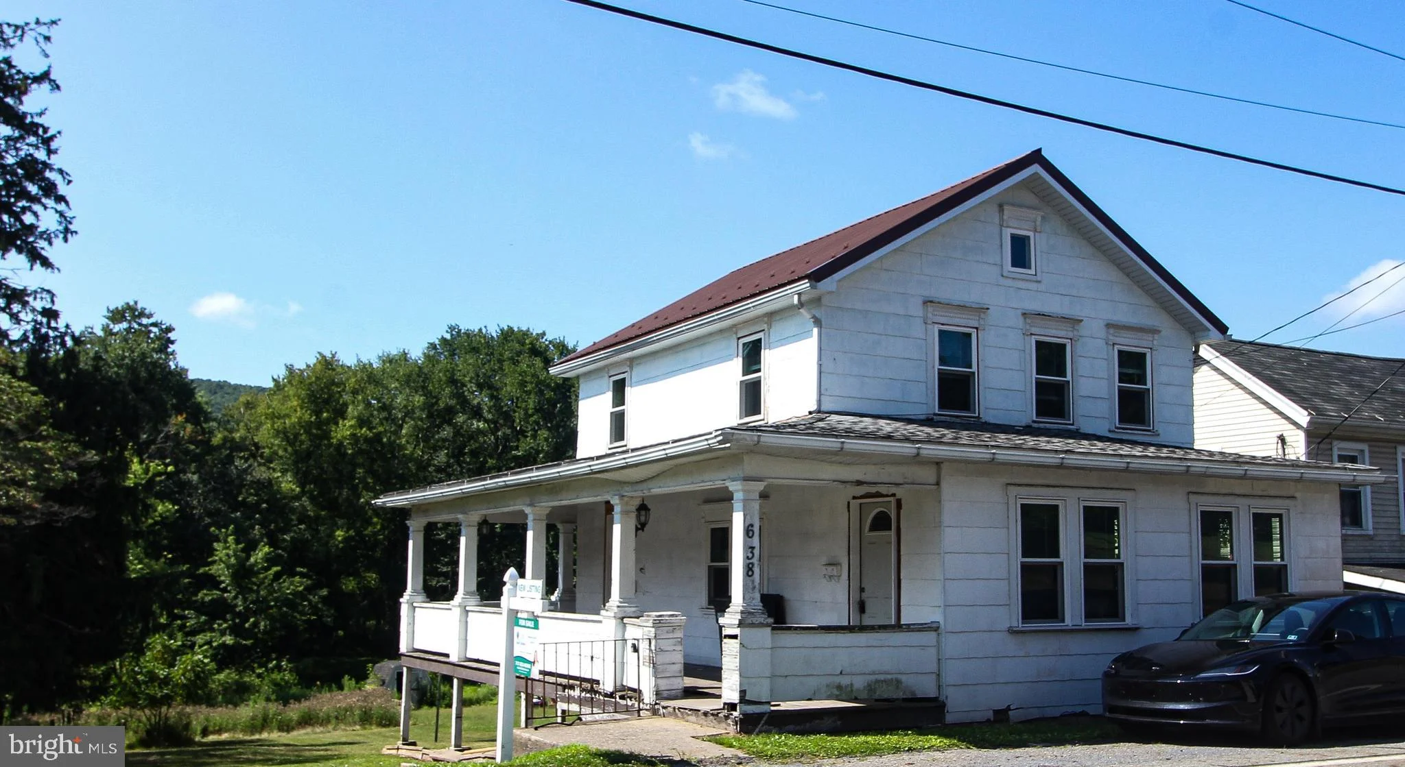 638 W Market Street