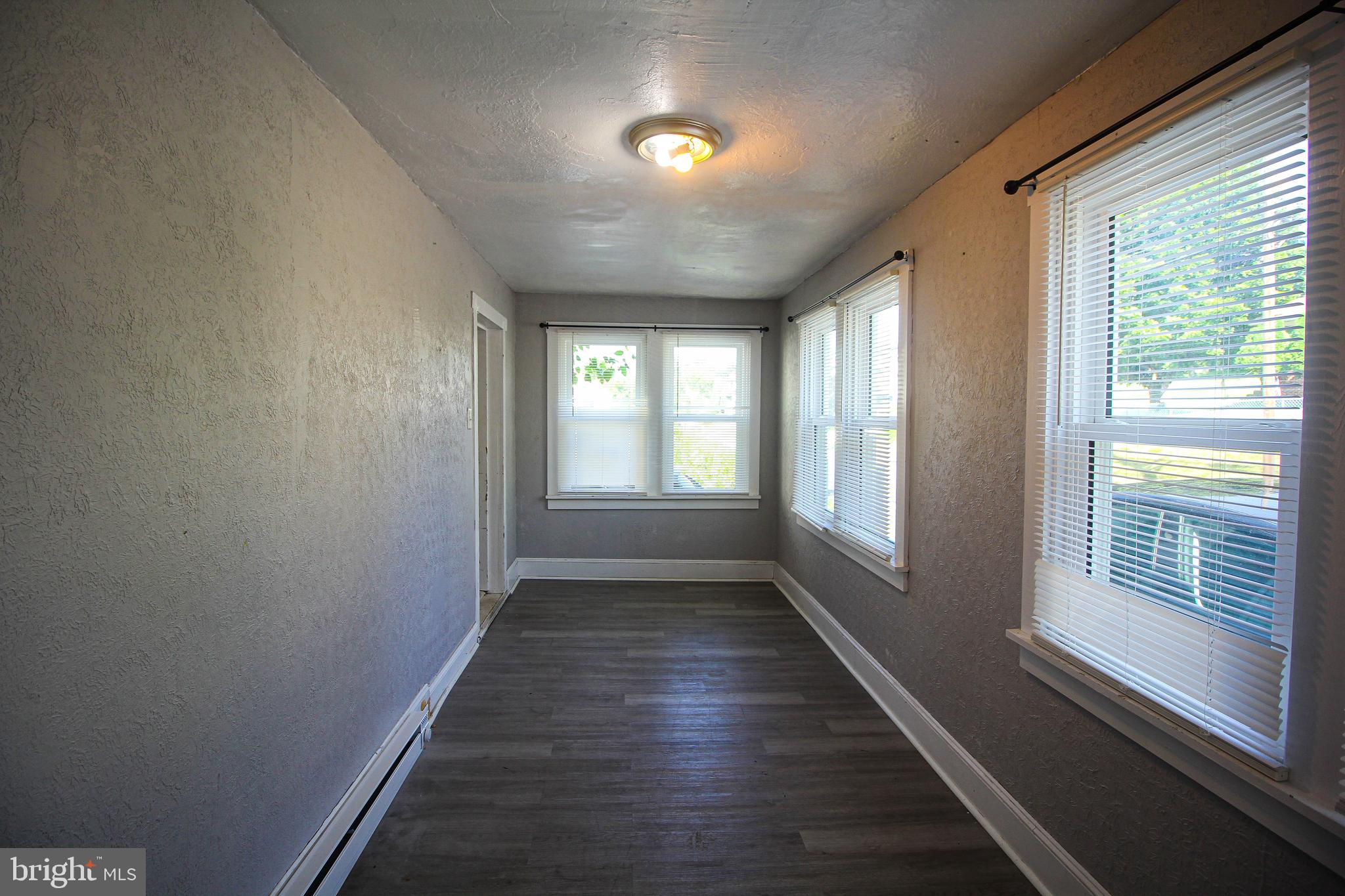 638 W MARKET STREET