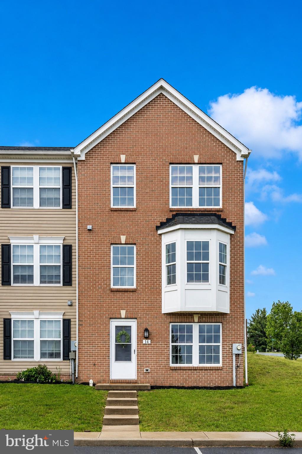 FAIRWAYS WEST - Residential
