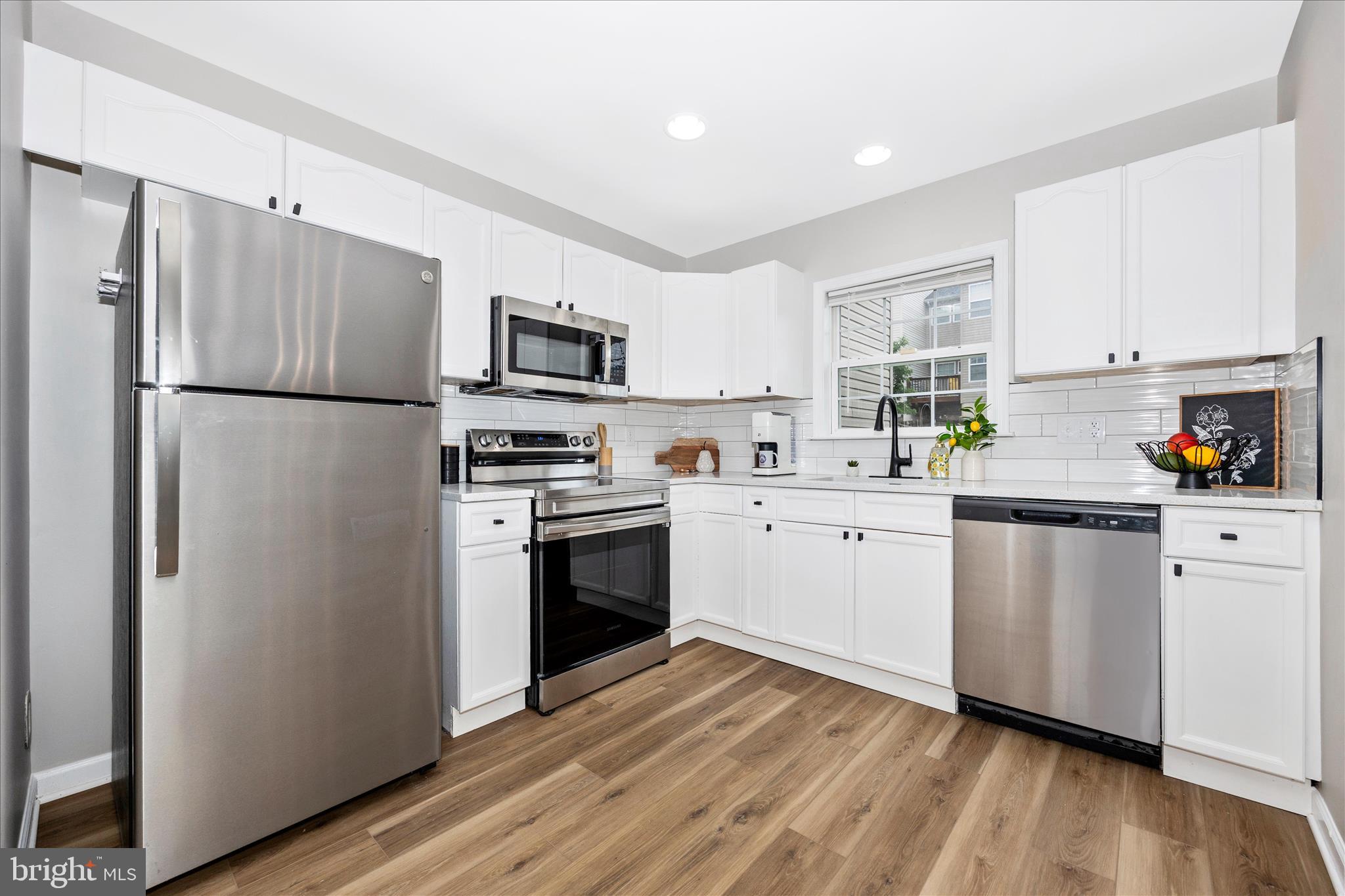 FAIRWAYS WEST - Residential