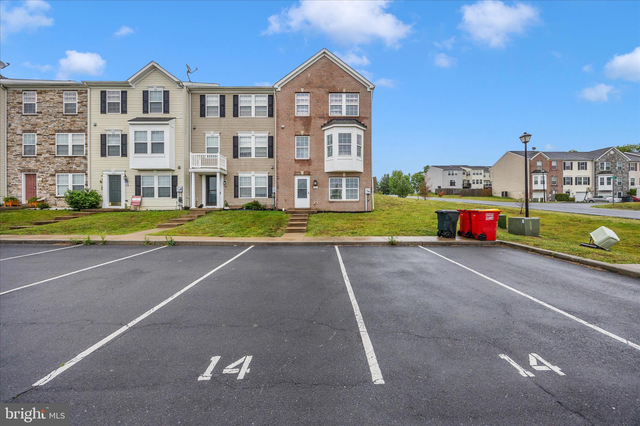 FAIRWAYS WEST - Residential