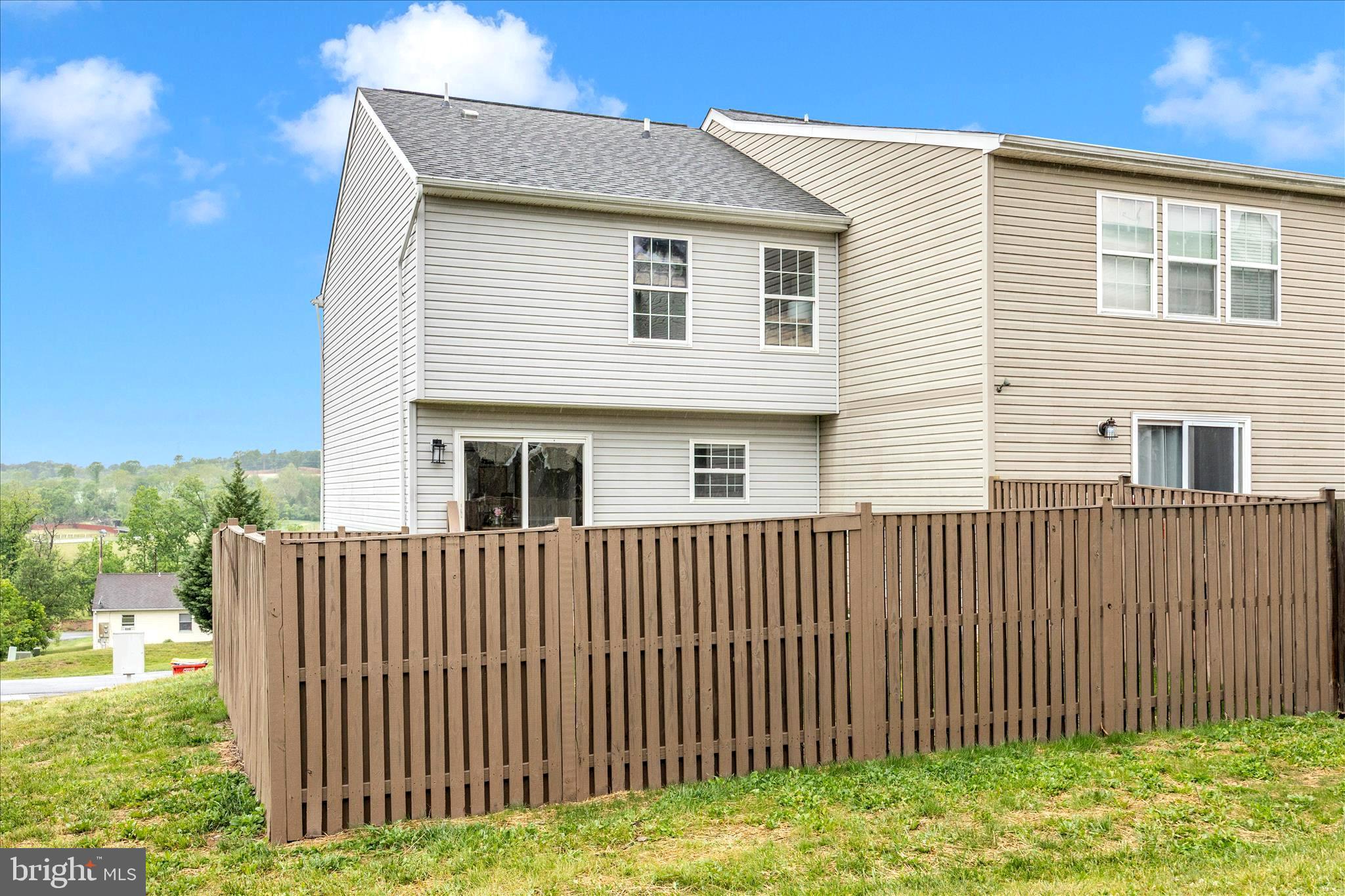 FAIRWAYS WEST - Residential