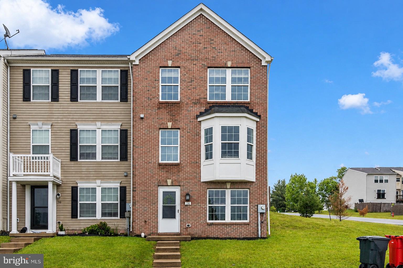 FAIRWAYS WEST - Residential