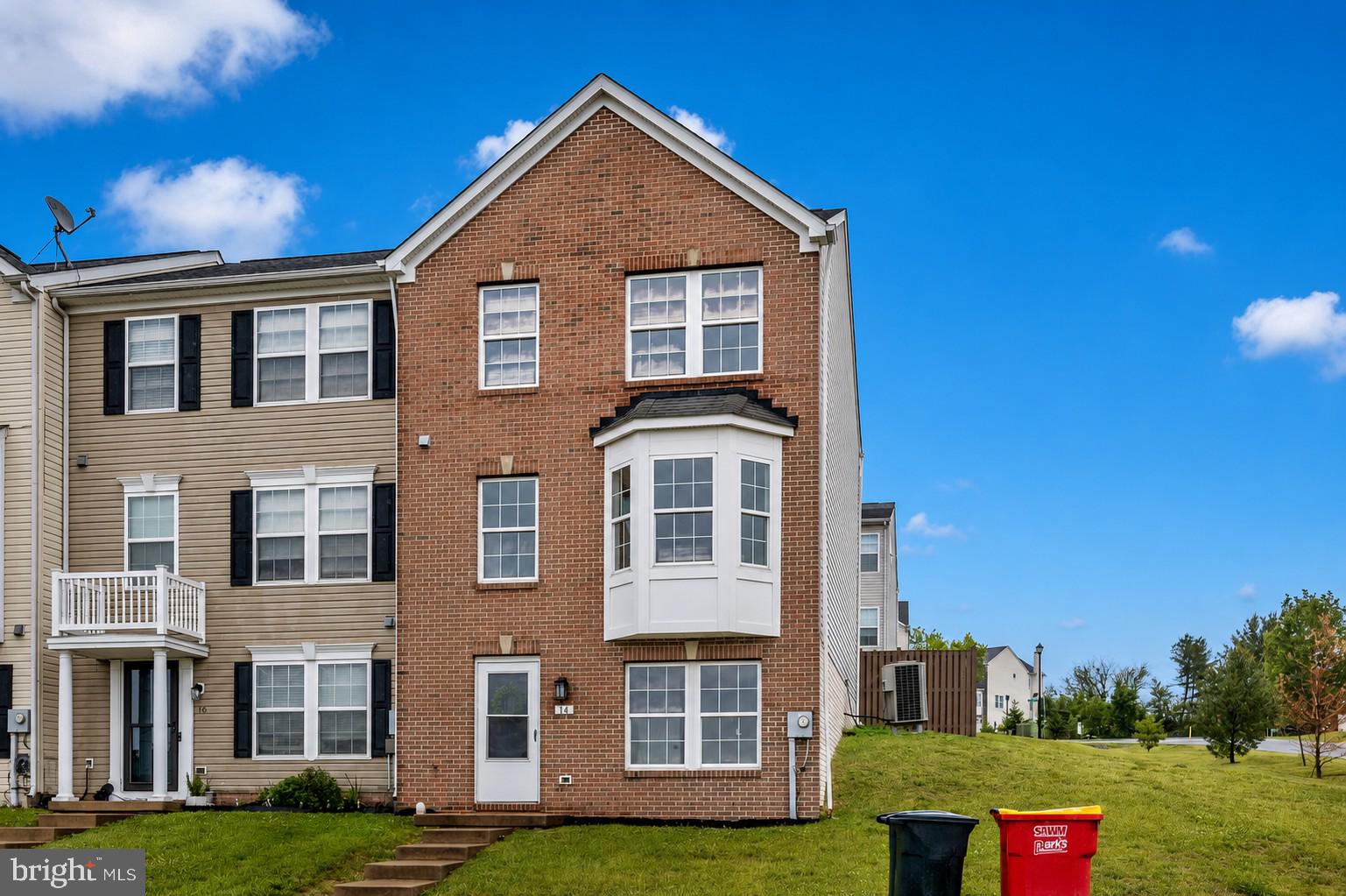 FAIRWAYS WEST - Residential