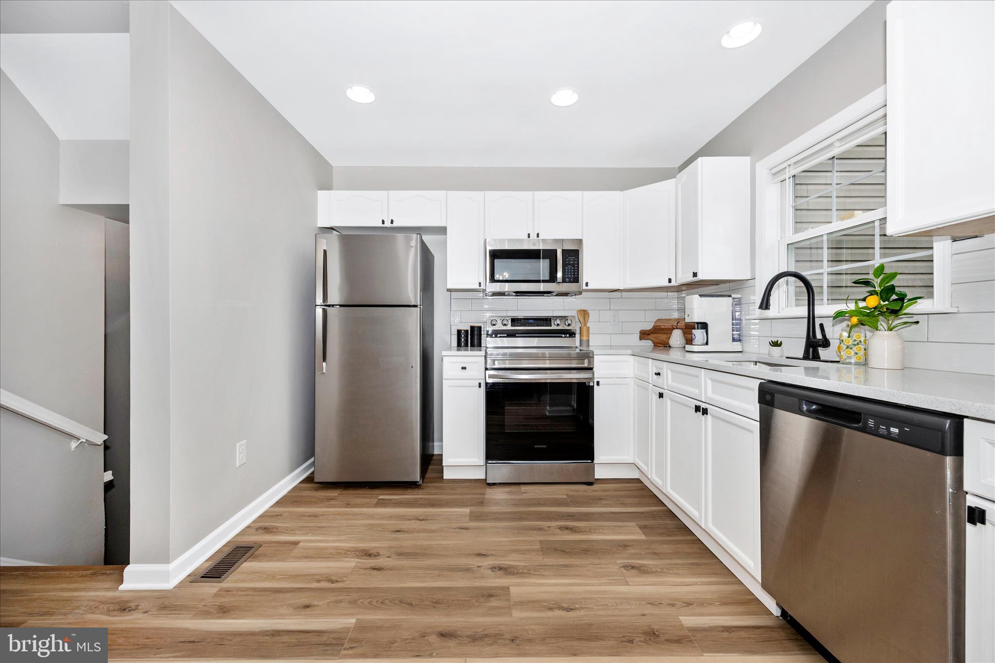 FAIRWAYS WEST - Residential