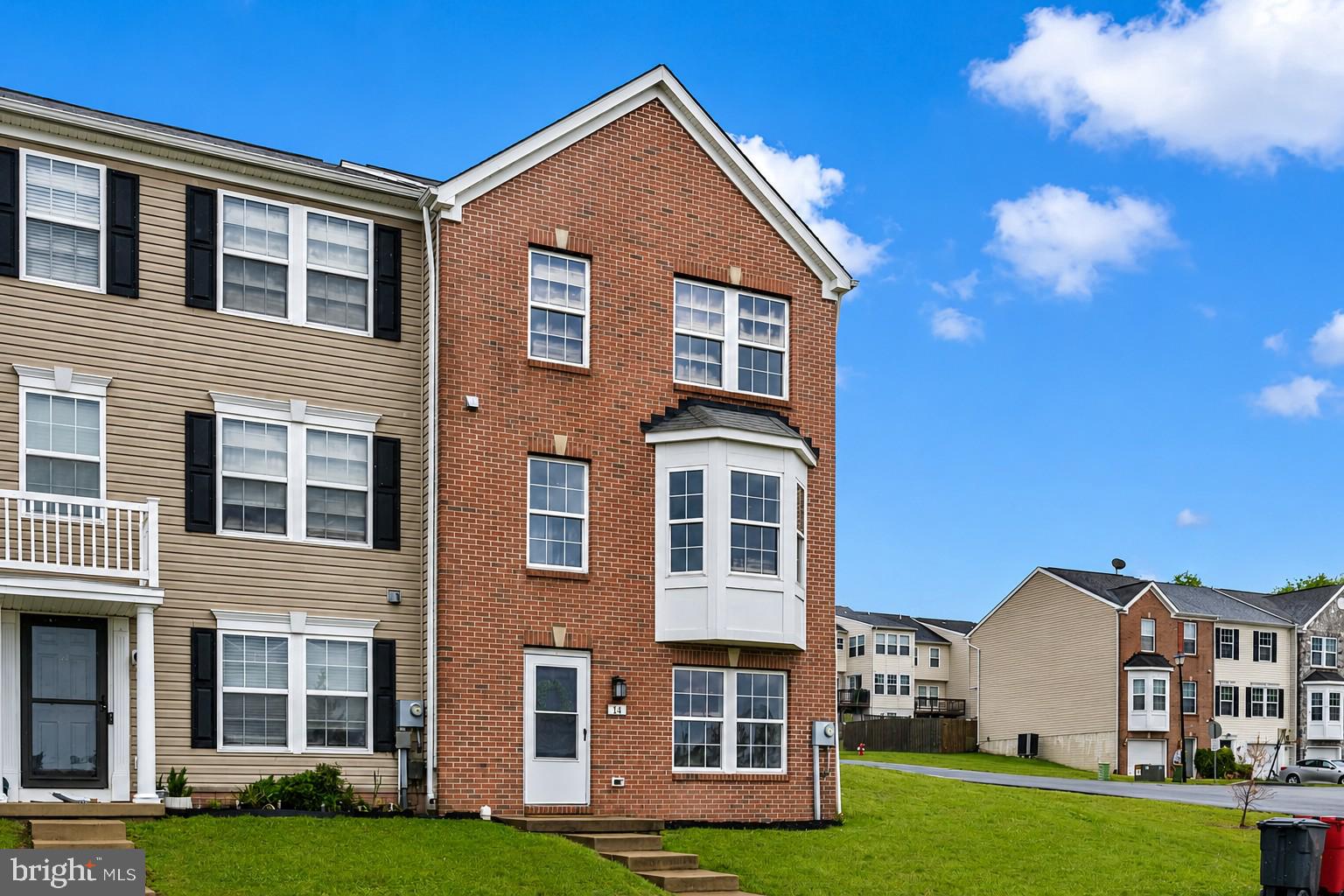FAIRWAYS WEST - Residential