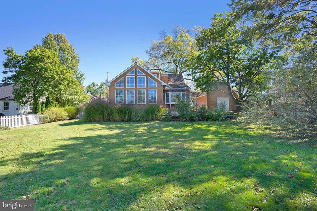 Photo of 111 W Silver Street, SILVERDALE, PA 18962 (MLS # PABU2107602)