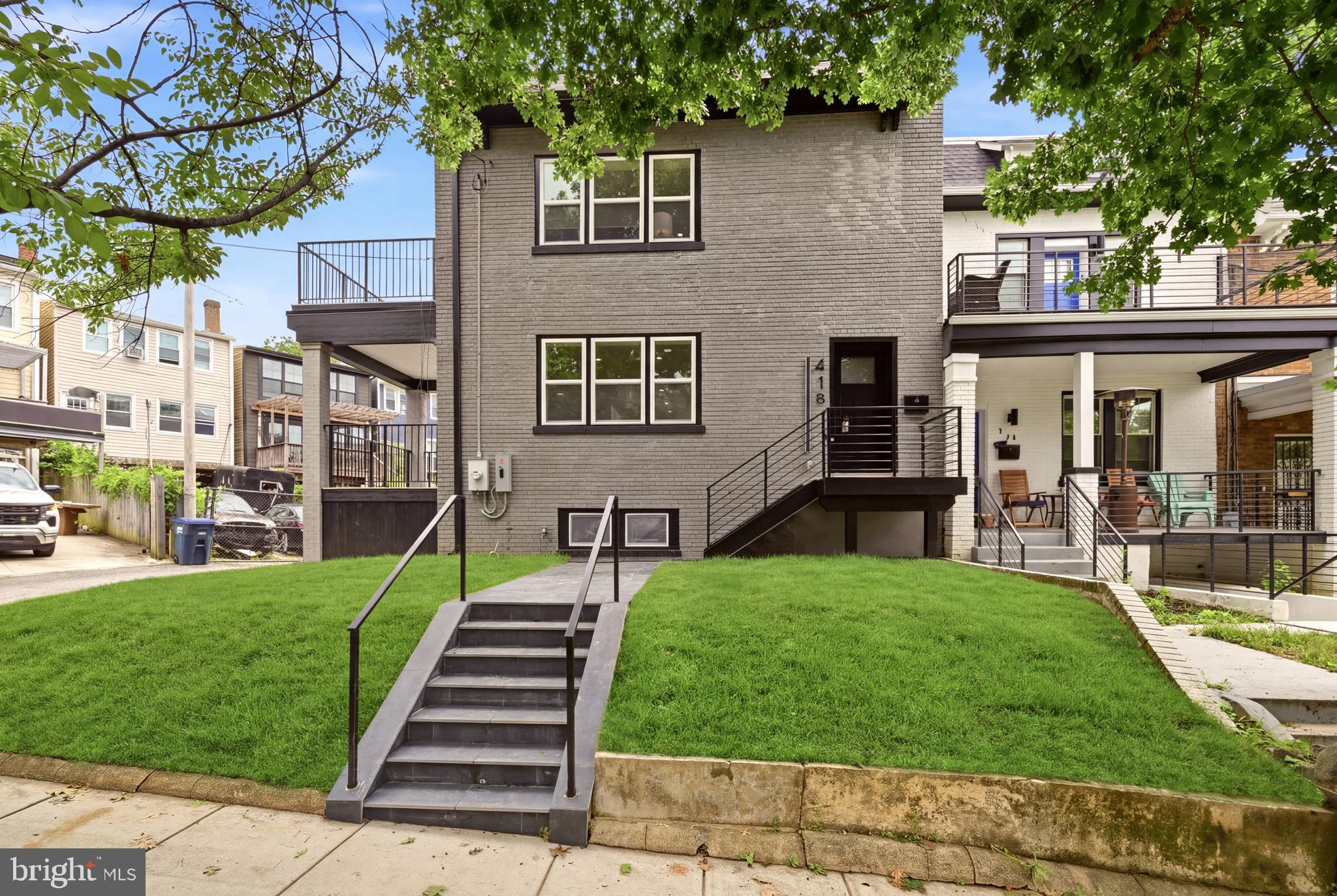 418 ALLISON STREET NW