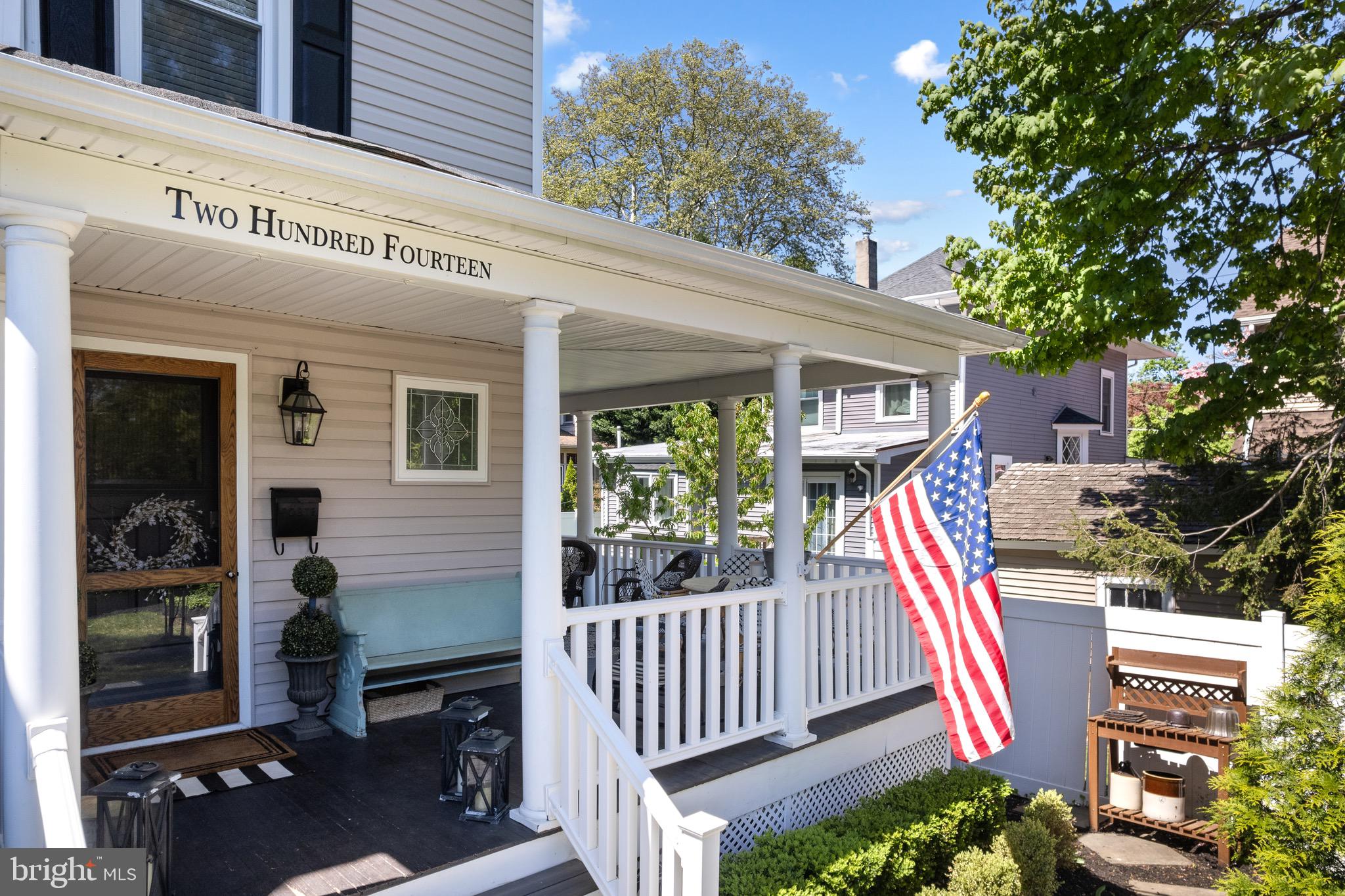 214 N ATLANTIC AVENUE